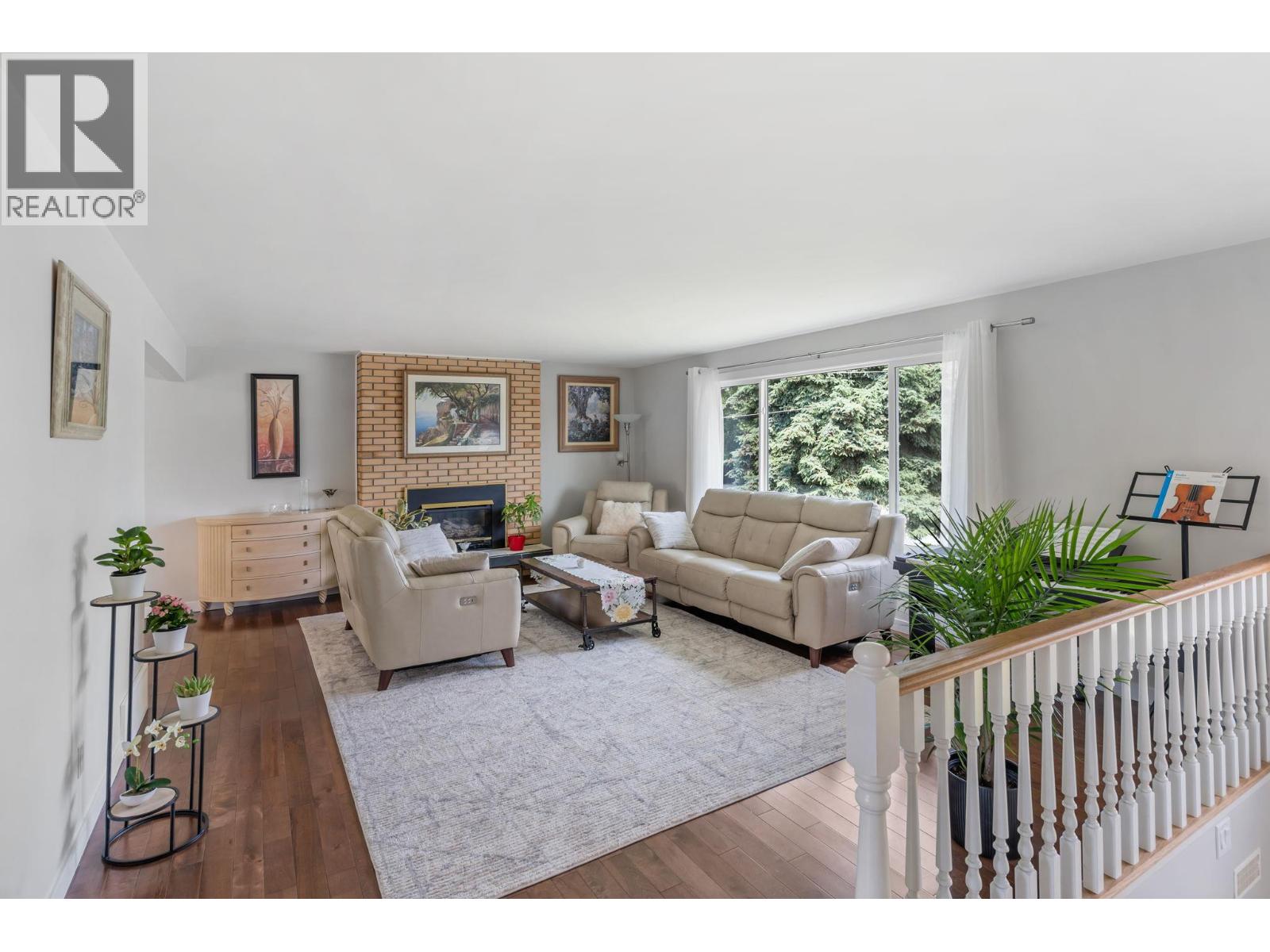 449 Barkley Road, Kelowna, British Columbia  V1W 1E4 - Photo 3 - 10367687