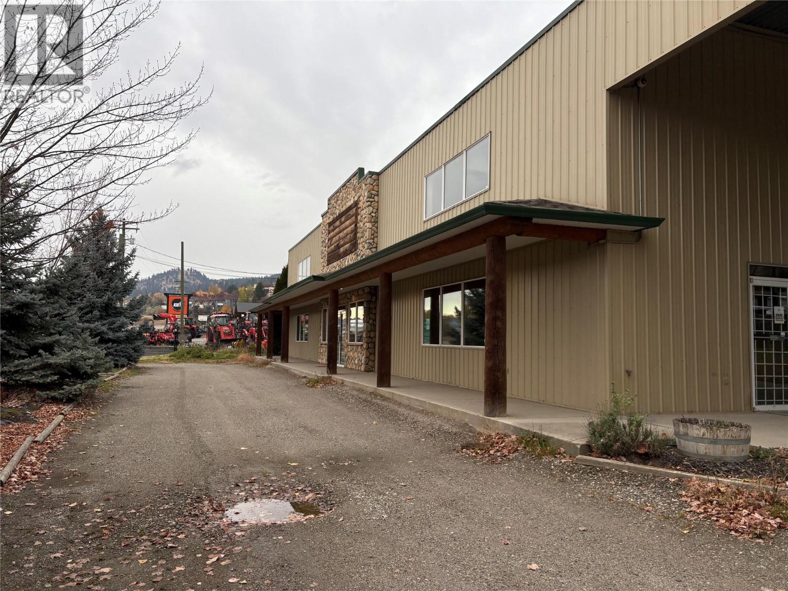 7851 Highway 97 Highway, Vernon, British Columbia  V1B 3R9 - Photo 11 - 10367574