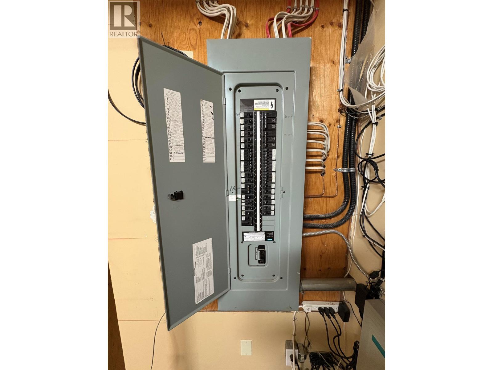 7851 Highway 97 Highway, Vernon, British Columbia  V1B 3R9 - Photo 13 - 10367574