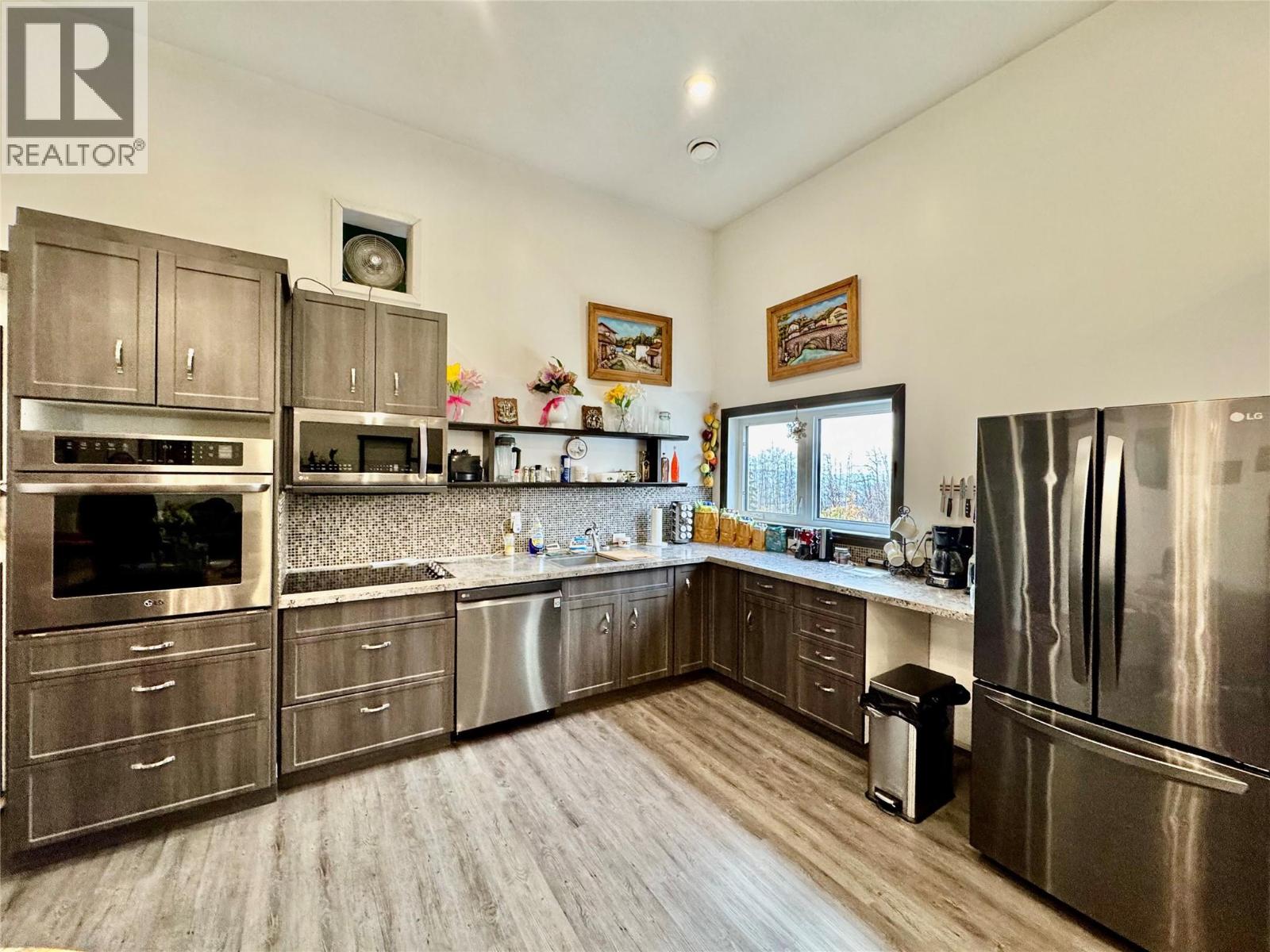 227 Patterson Road, Dawson Creek, British Columbia  V0C 2C0 - Photo 4 - 10367694