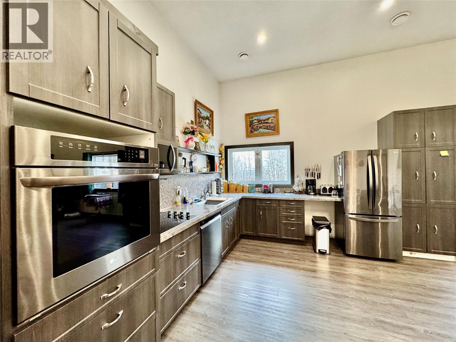 227 Patterson Road, Dawson Creek, British Columbia  V0C 2C0 - Photo 5 - 10367694