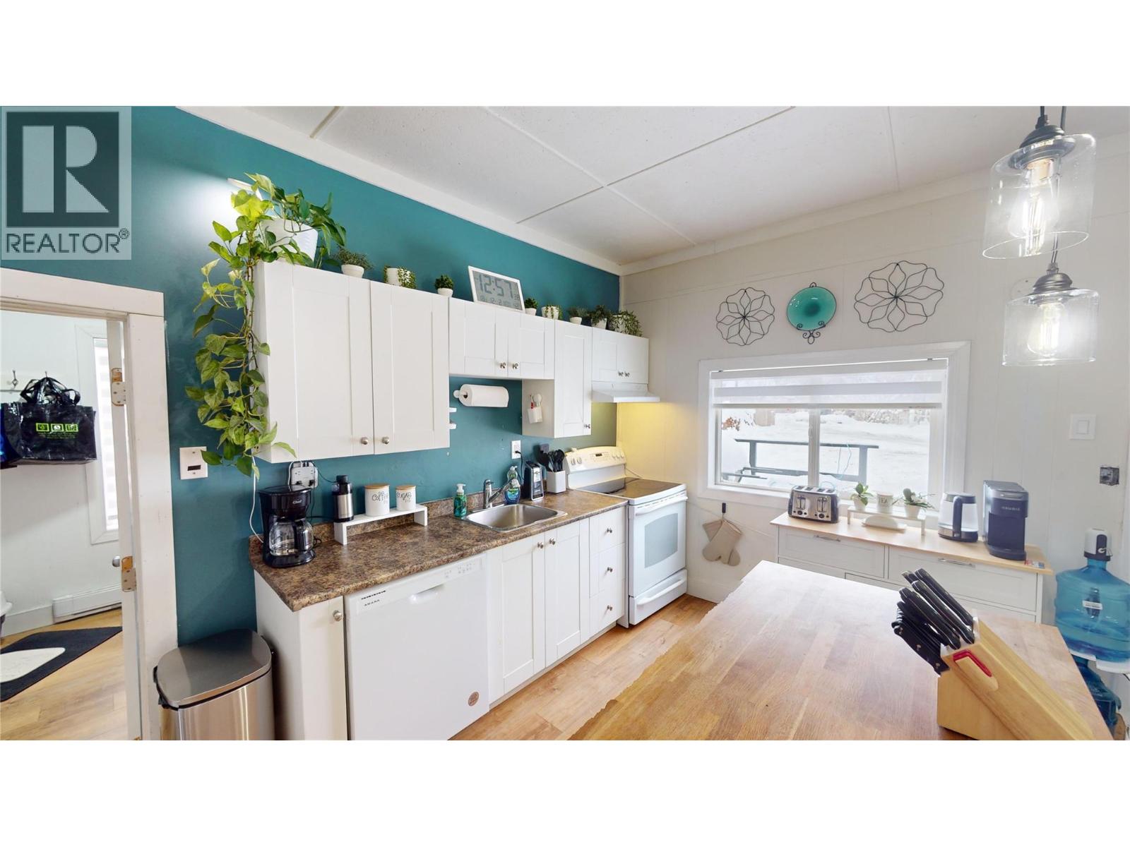 225 3rd Avenue S, Cranbrook, British Columbia  V1C 2B8 - Photo 14 - 10367515