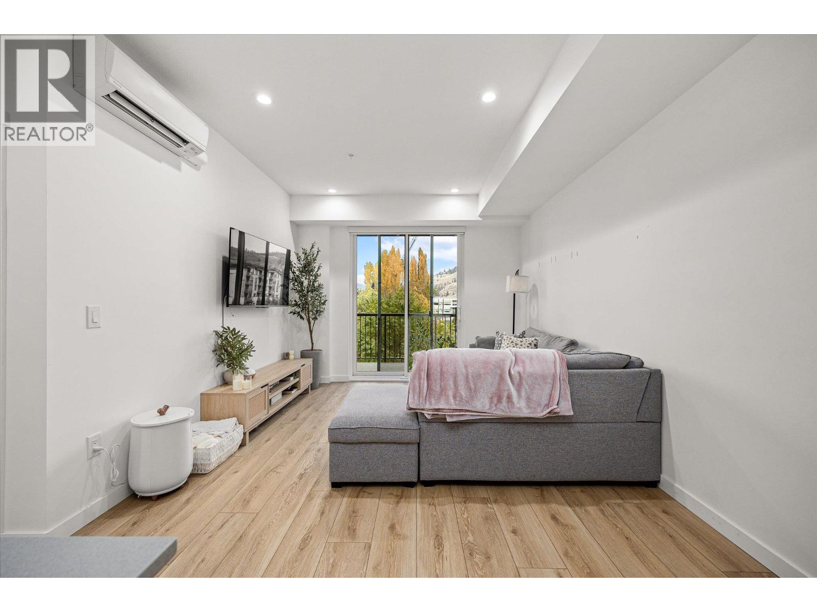 660 Cawston Avenue Unit# 313, Kelowna, British Columbia  V1Y 6Z4 - Photo 10 - 10366580