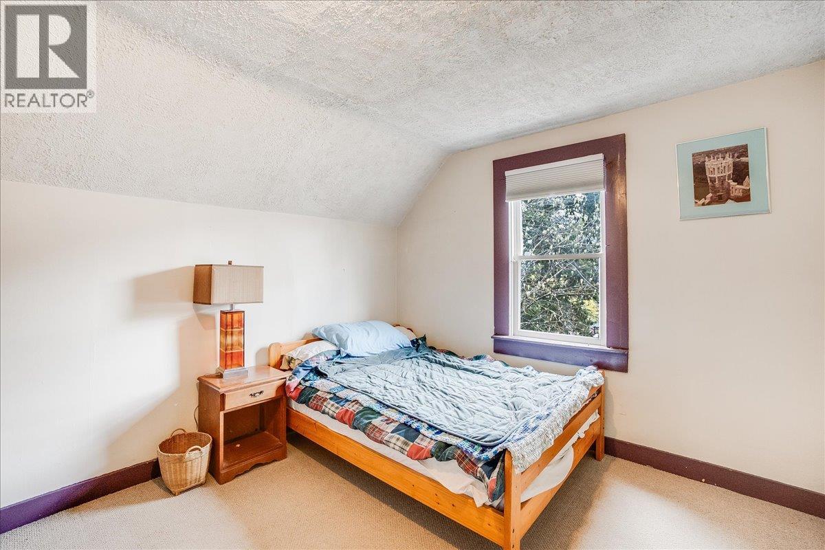 404 Houston Street, Nelson, British Columbia  V1L 5H5 - Photo 23 - 10367566