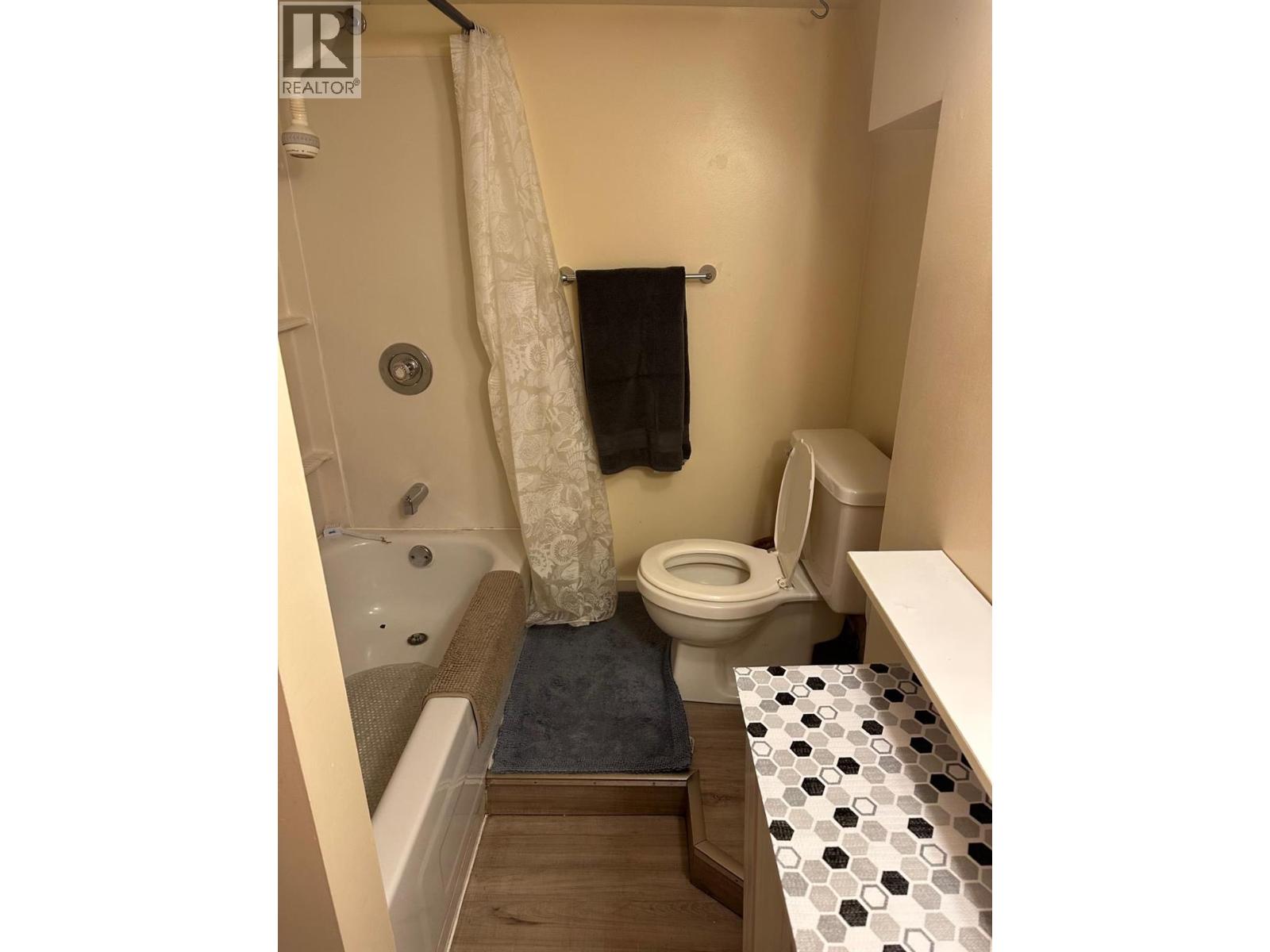 404 Houston Street, Nelson, British Columbia  V1L 5H5 - Photo 31 - 10367566