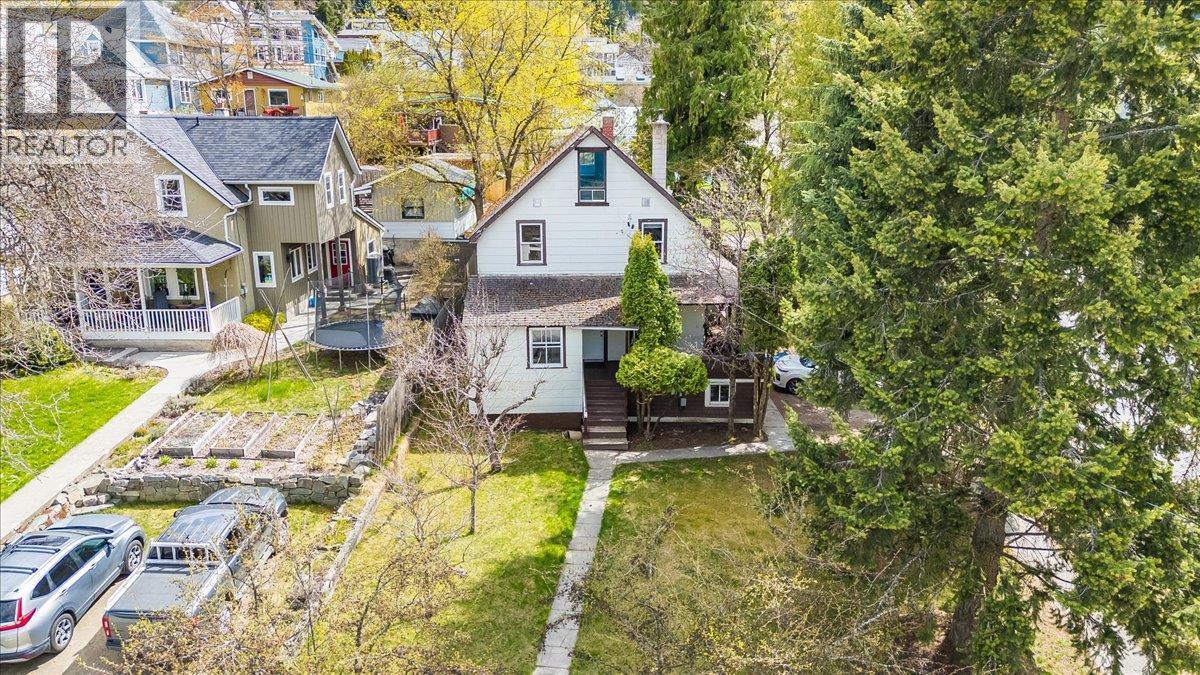 404 Houston Street, Nelson, British Columbia  V1L 5H5 - Photo 38 - 10367566