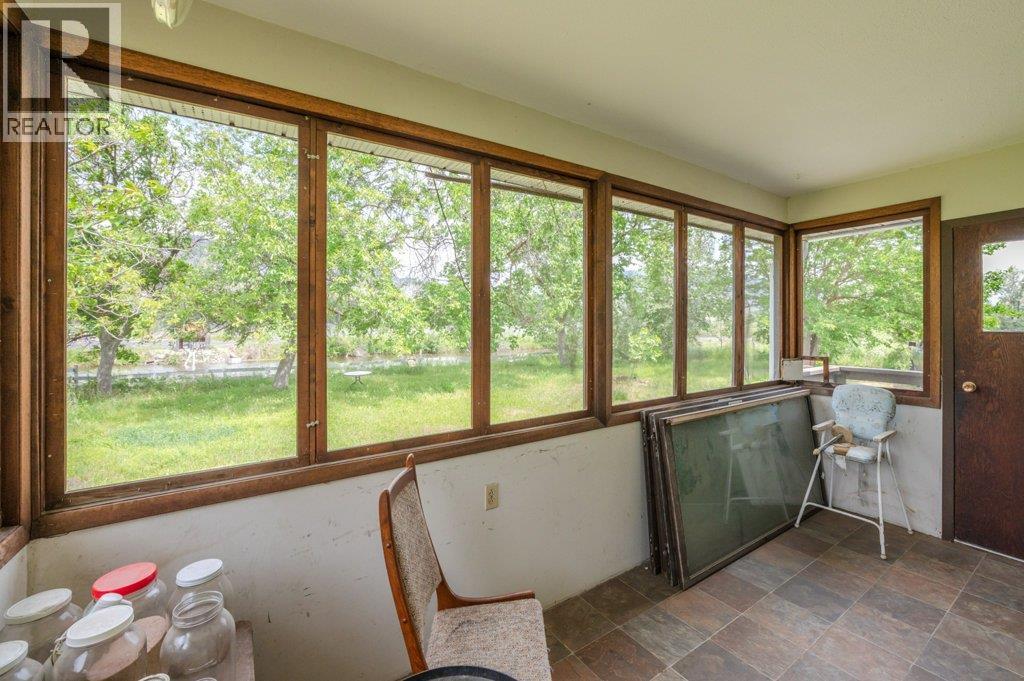 294 Road 18 Road, Oliver, British Columbia  V0H 1T1 - Photo 10 - 10367463