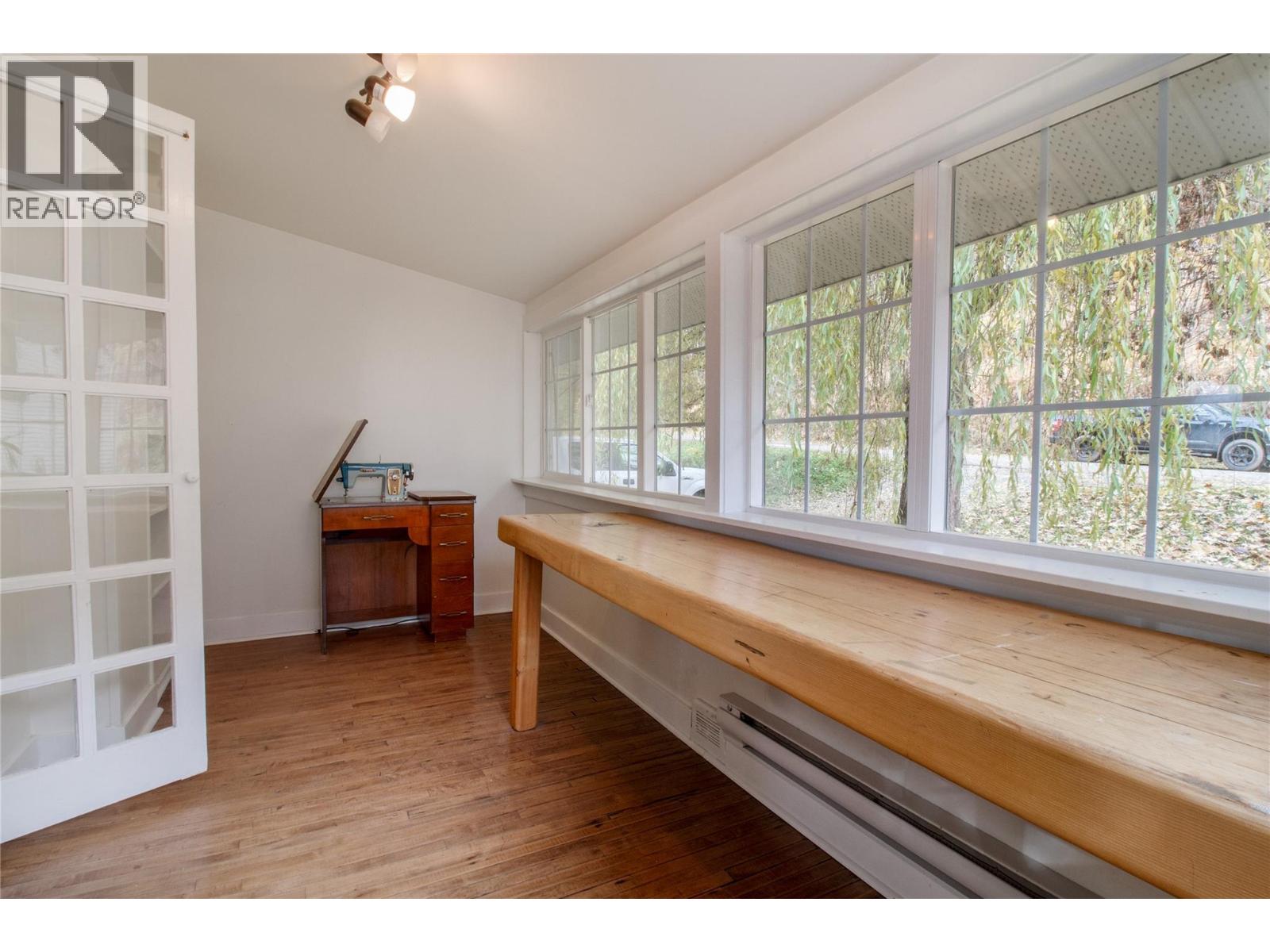 129 Maple Street, Revelstoke, British Columbia  V0E 2S0 - Photo 21 - 10367441