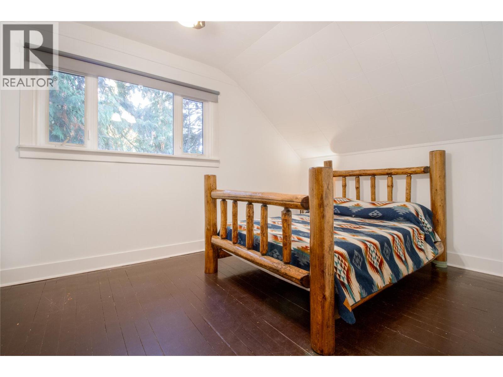 129 Maple Street, Revelstoke, British Columbia  V0E 2S0 - Photo 25 - 10367441