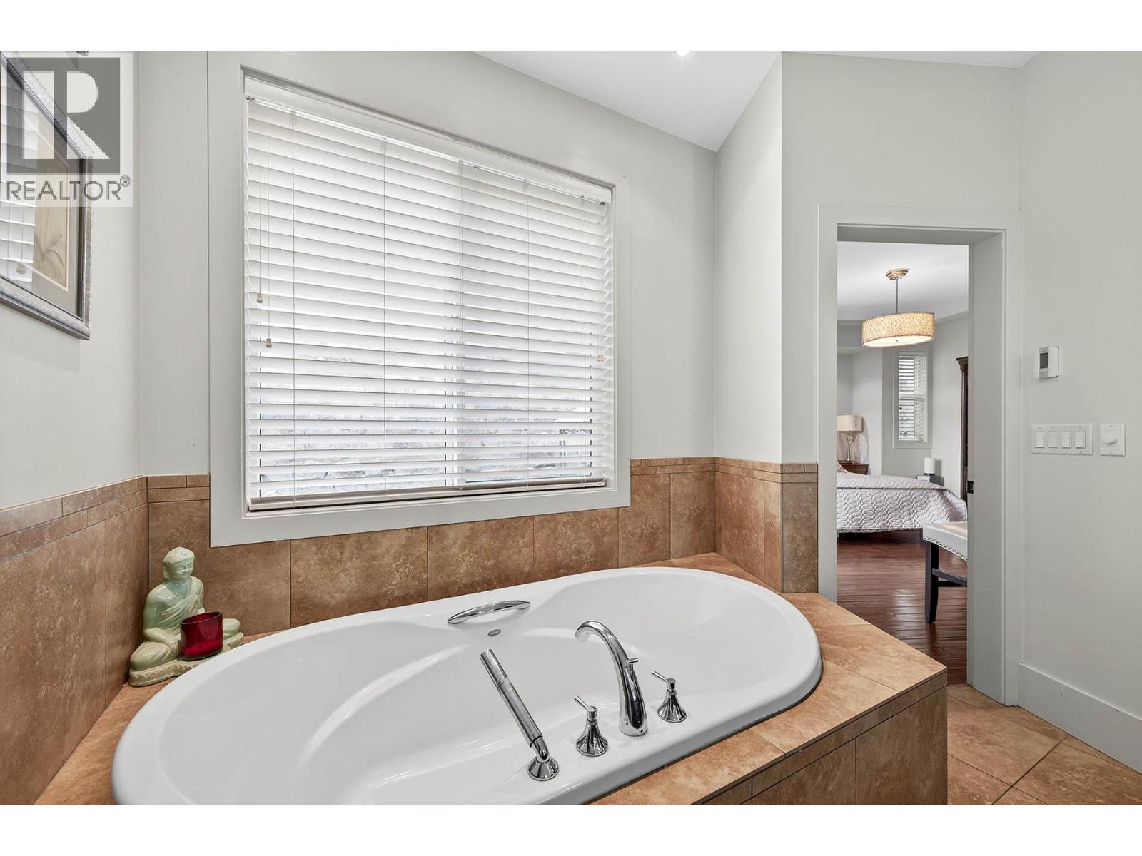 2935 Cheakamus Place, Kamloops, British Columbia  V2C 2G2 - Photo 31 - 10366075