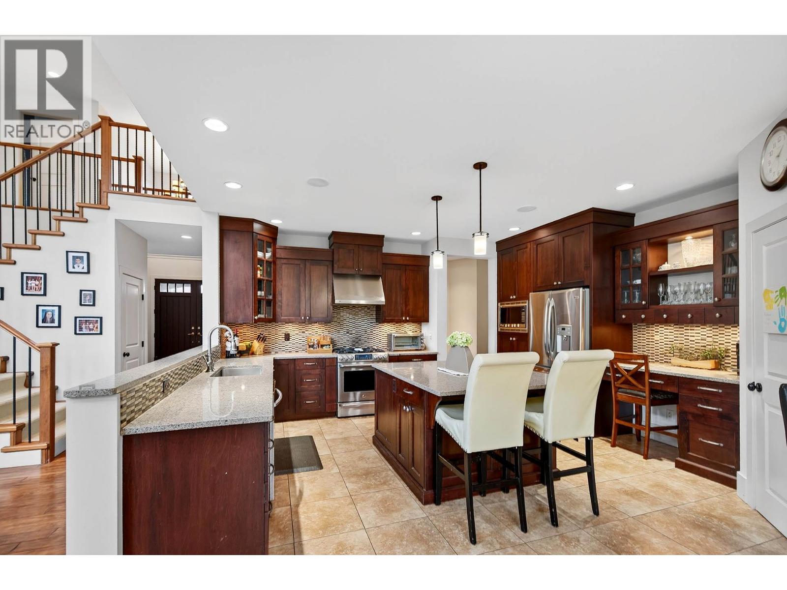 2935 Cheakamus Place, Kamloops, British Columbia  V2C 2G2 - Photo 5 - 10366075