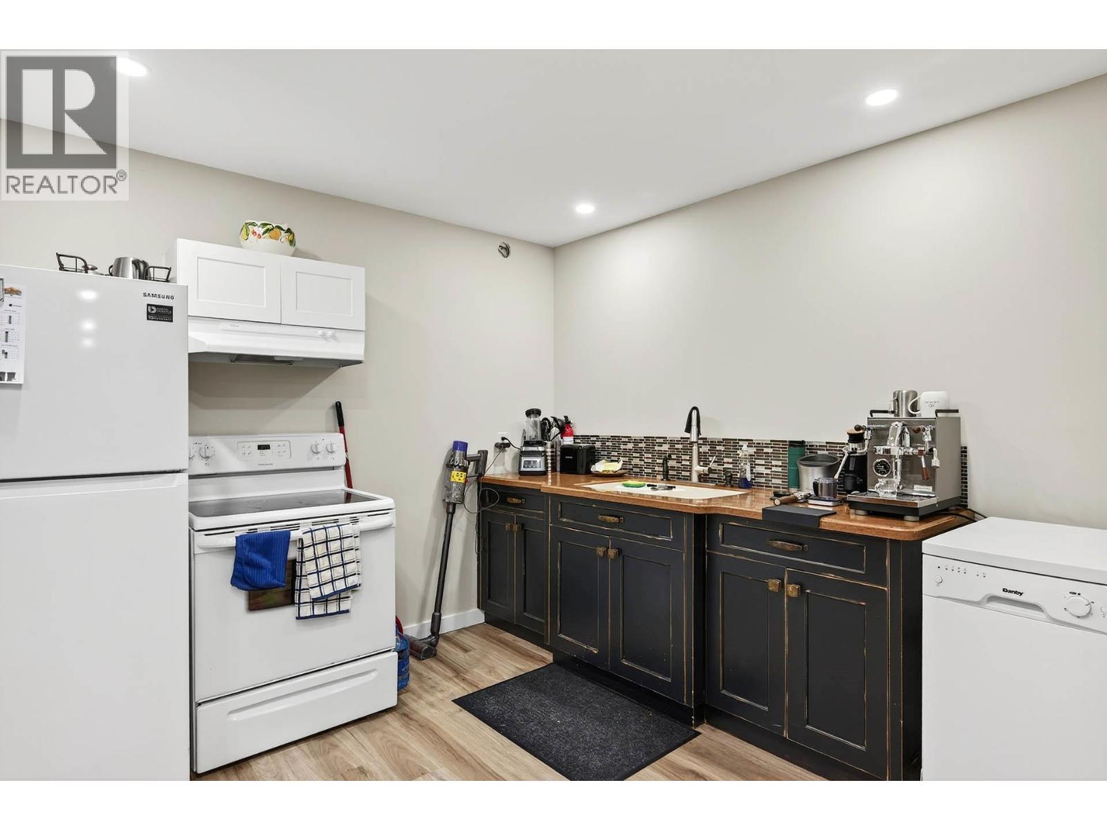 2935 Cheakamus Place, Kamloops, British Columbia  V2C 2G2 - Photo 62 - 10366075