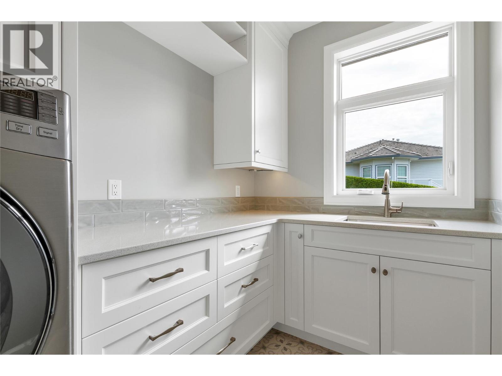 7091 Jasper Drive, Vernon, British Columbia  V1H 2J3 - Photo 19 - 10367690