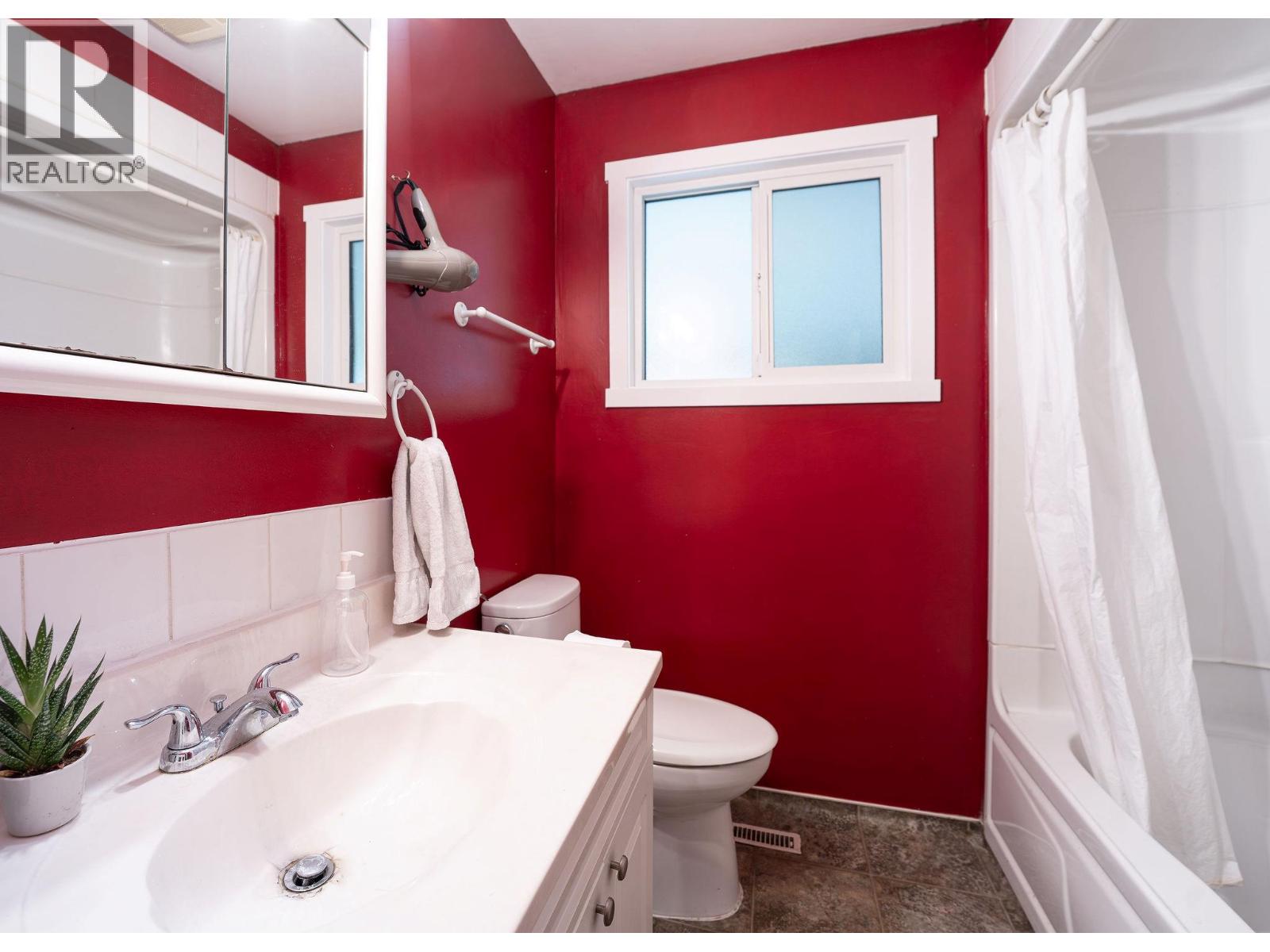 1971 Fairway Road Unit# A, Revelstoke, British Columbia  V0E 2S0 - Photo 11 - 10367684