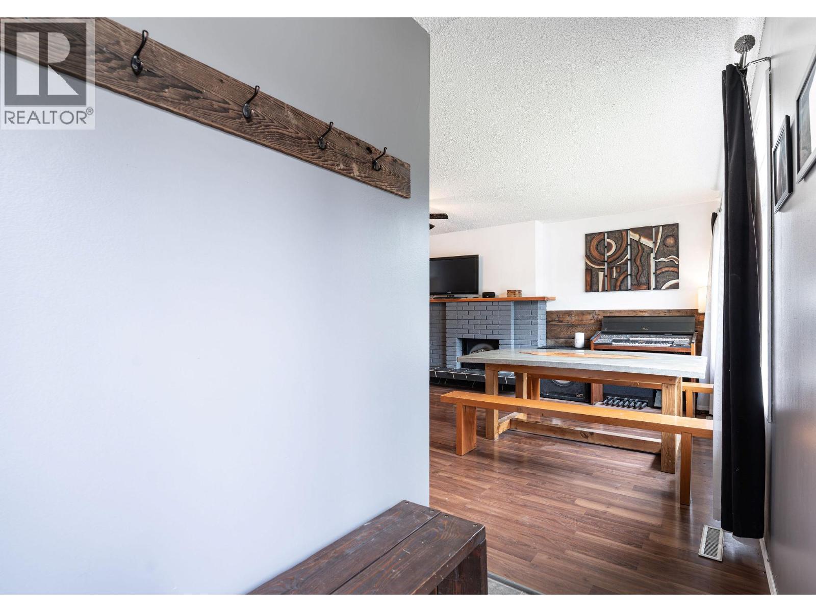 1971 Fairway Road Unit# A, Revelstoke, British Columbia  V0E 2S0 - Photo 3 - 10367684