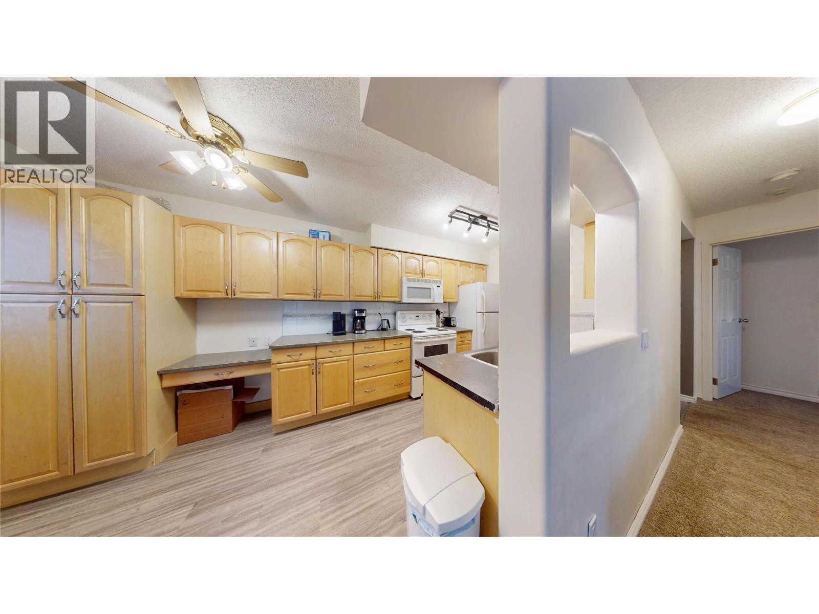 101a 1335 Alpine Drive, Elkford, British Columbia  V0B 1H0 - Photo 7 - 10367481