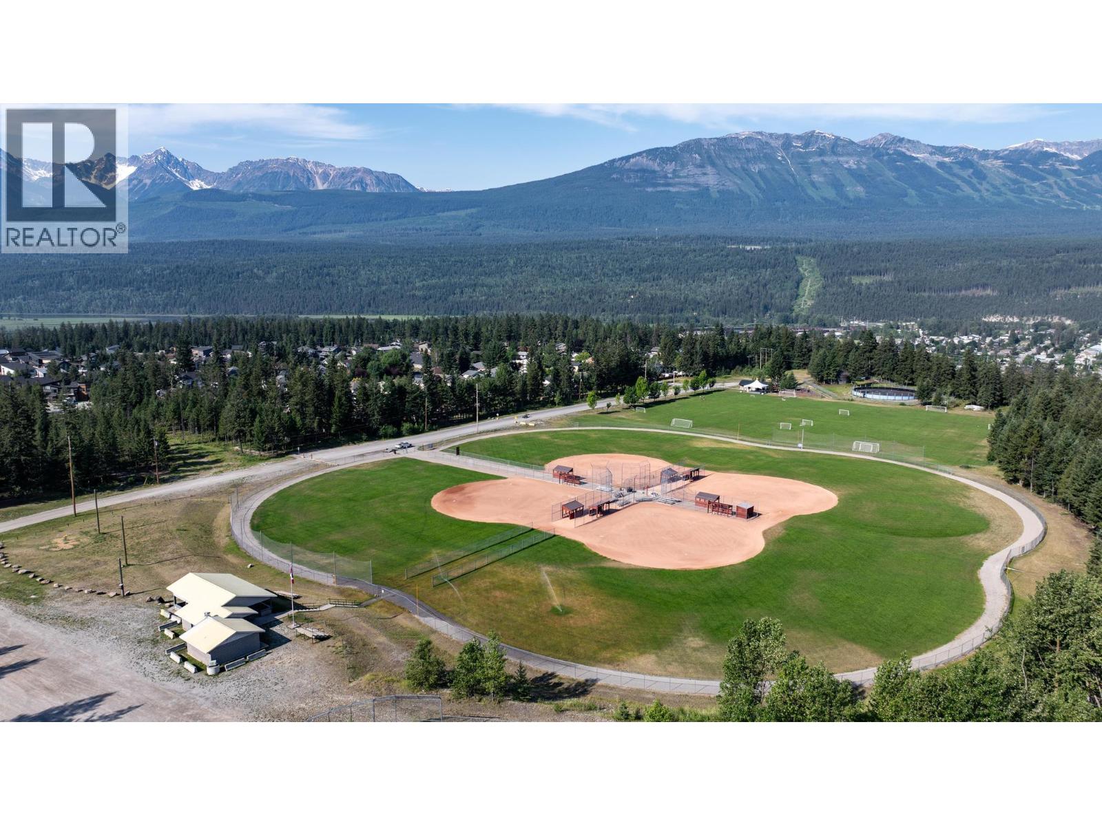 1526 Cedar Street, Golden, British Columbia  V0A 1H0 - Photo 17 - 10367611