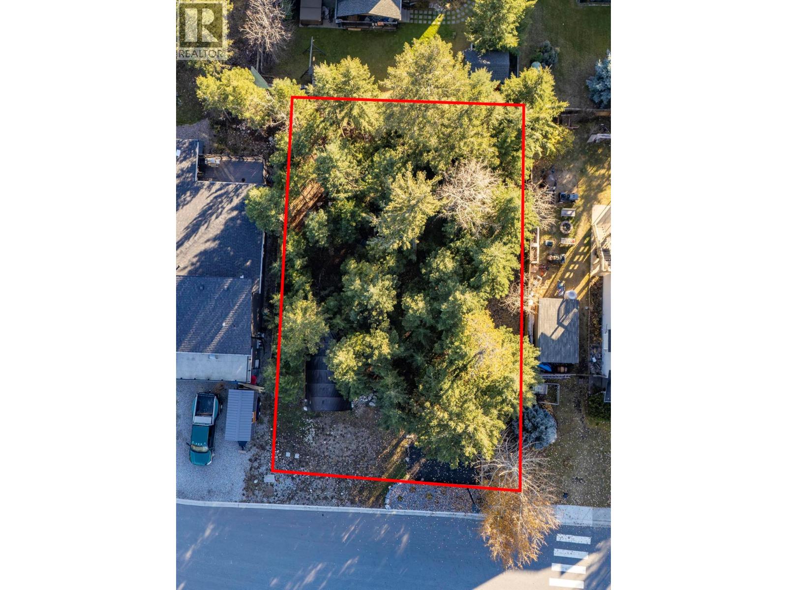 1526 Cedar Street, Golden, British Columbia  V0A 1H0 - Photo 4 - 10367611