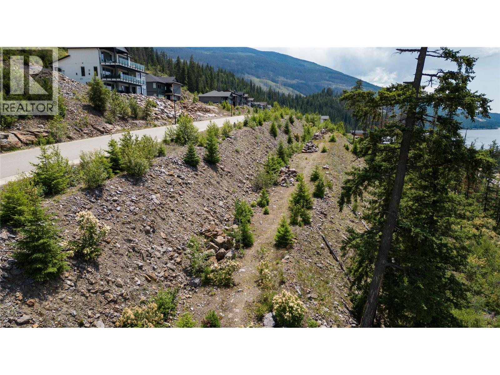 262 Bayview Drive, Sicamous, British Columbia  V0E 2V1 - Photo 11 - 10367635
