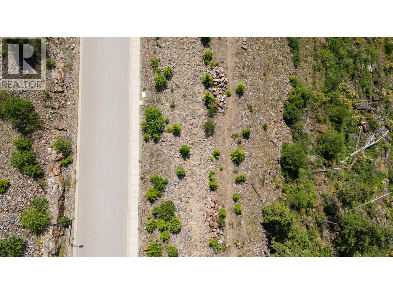 262 Bayview Drive, Sicamous, British Columbia  V0E 2V1 - Photo 3 - 10367635