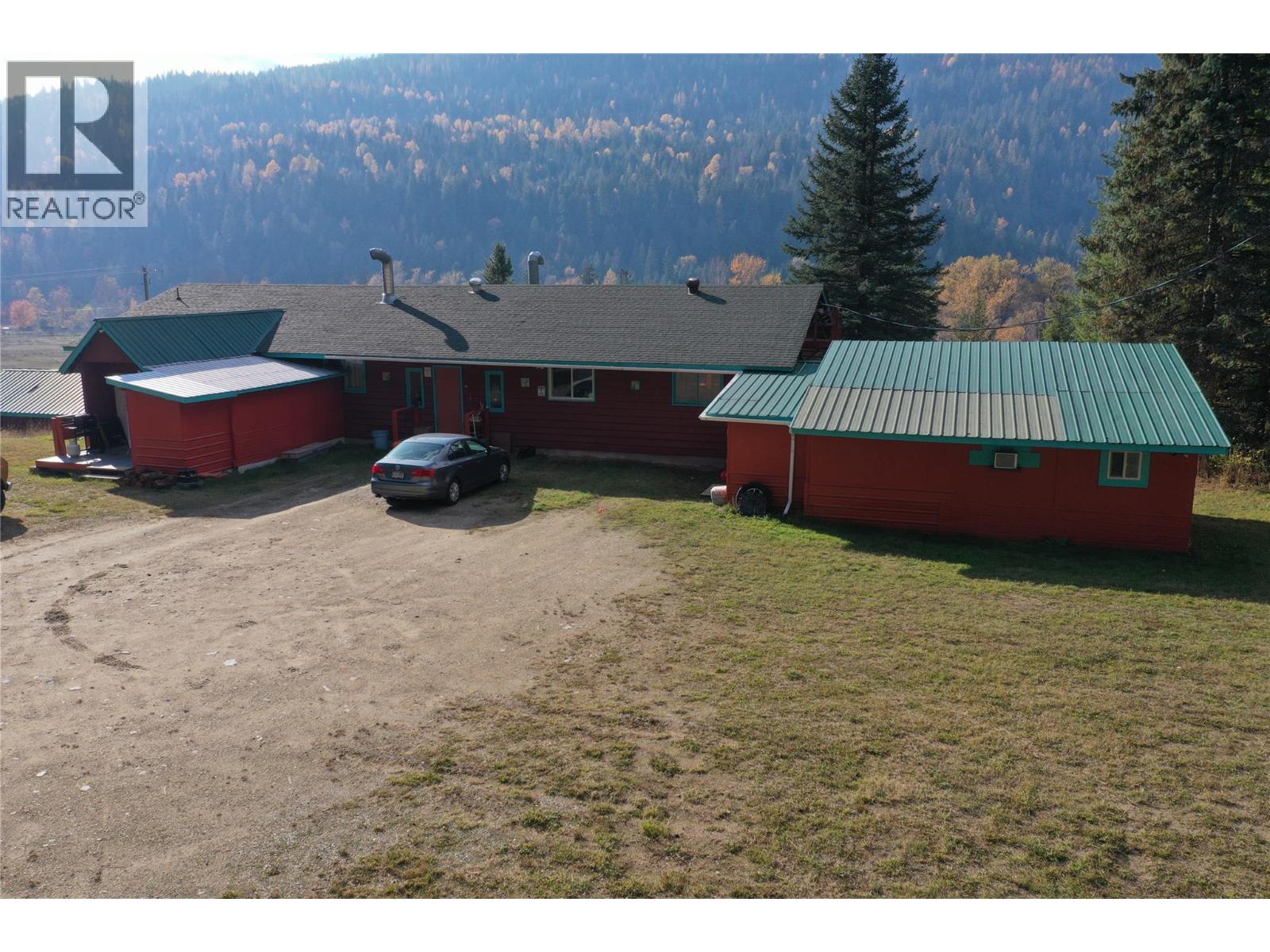 2276 6 Highway, Crescent Valley, British Columbia  V0G 1H0 - Photo 12 - 10367552