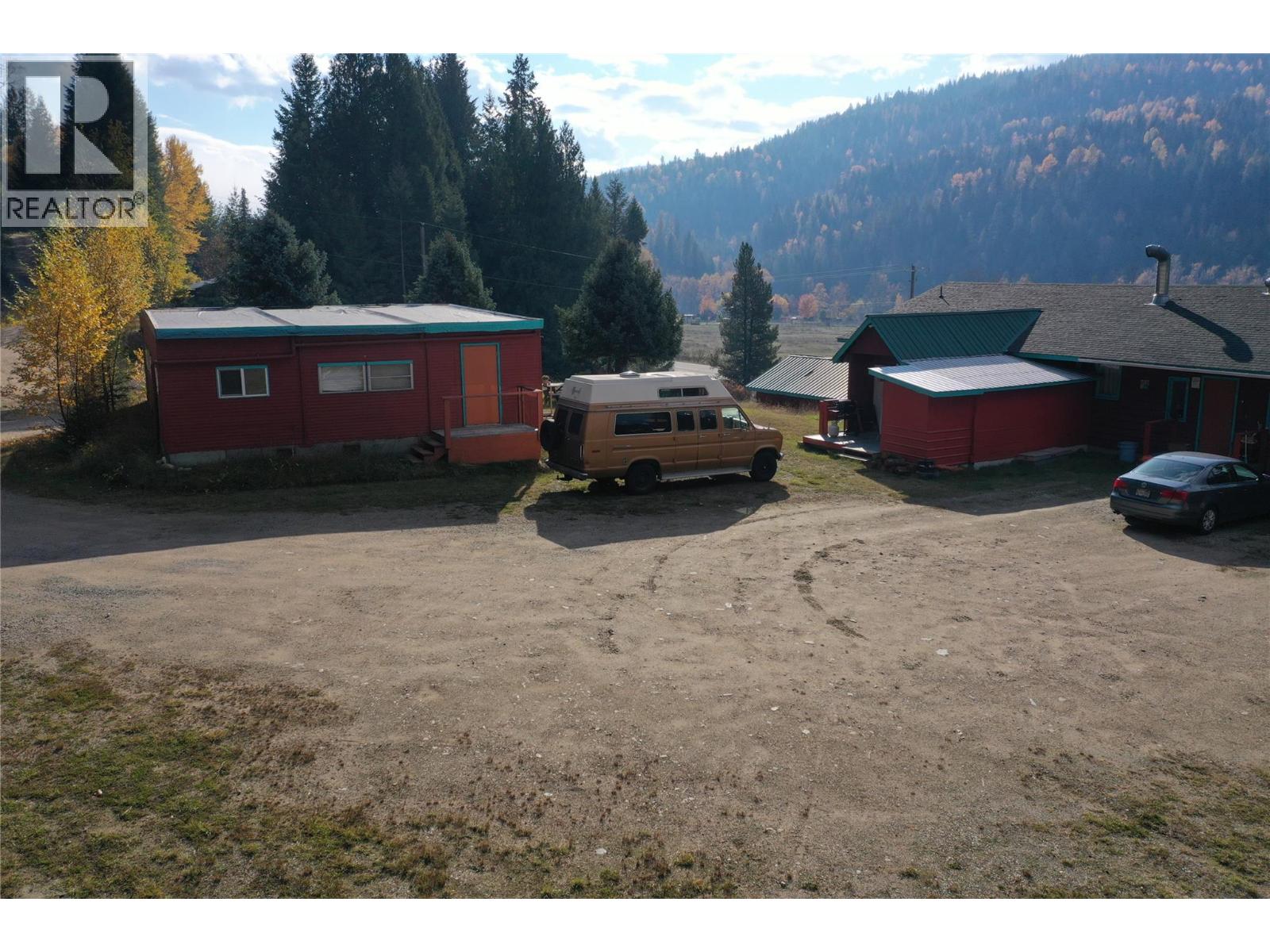 2276 6 Highway, Crescent Valley, British Columbia  V0G 1H0 - Photo 13 - 10367552