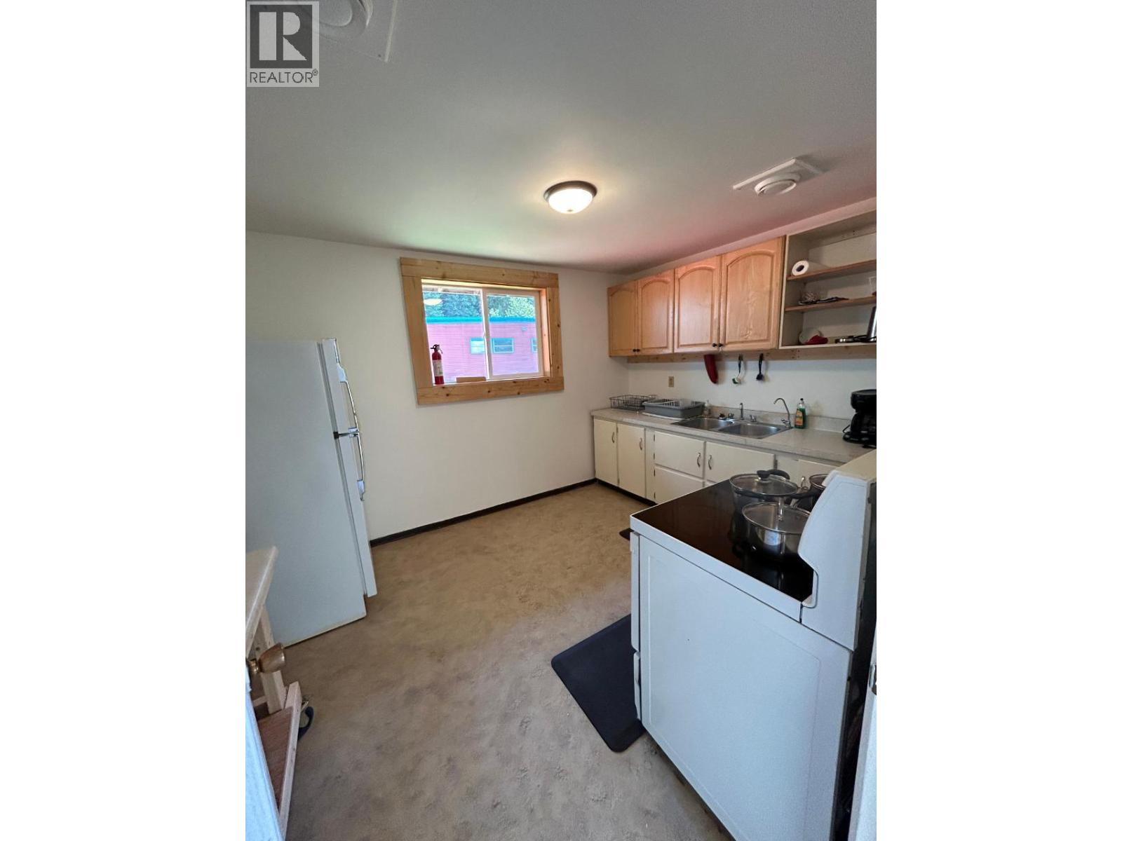 2276 6 Highway, Crescent Valley, British Columbia  V0G 1H0 - Photo 22 - 10367552