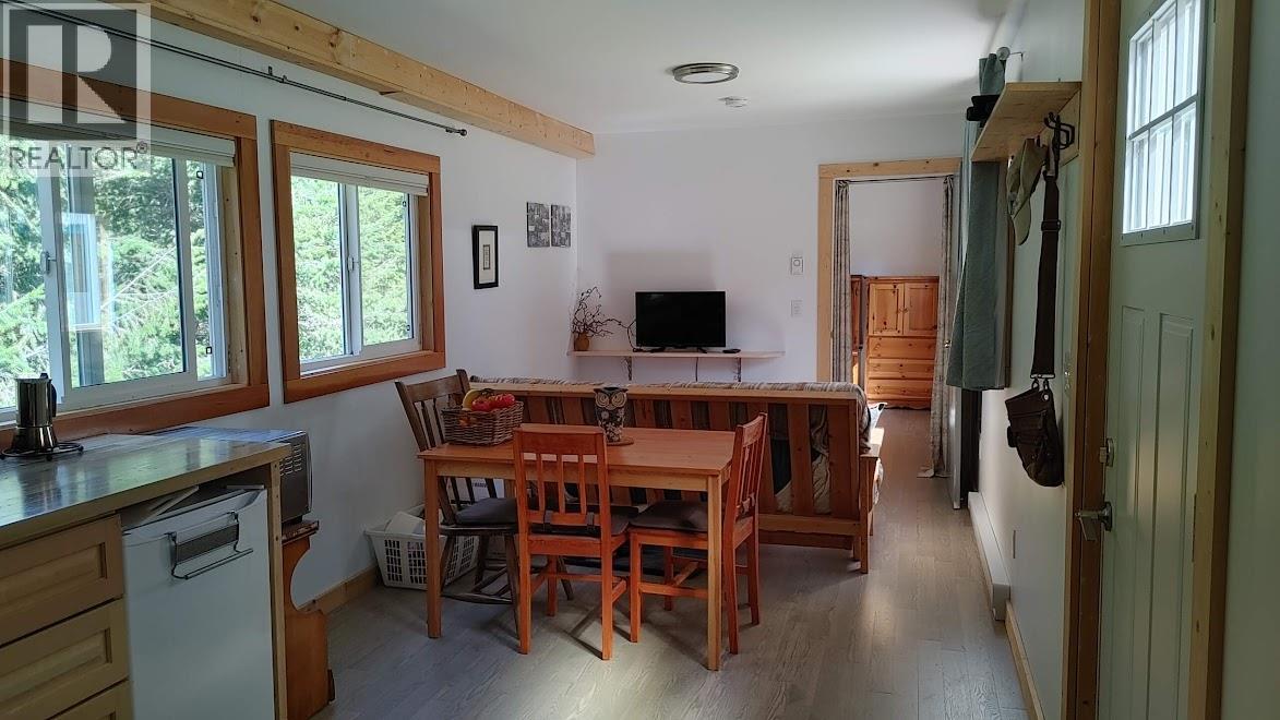 2276 6 Highway, Crescent Valley, British Columbia  V0G 1H0 - Photo 30 - 10367552