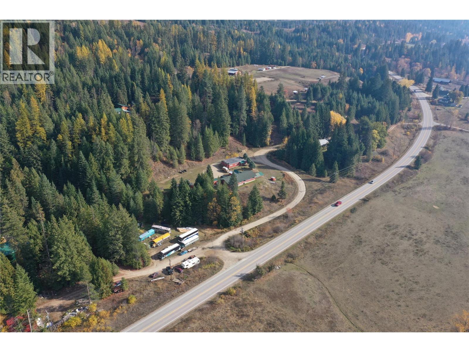 2276 6 Highway, Crescent Valley, British Columbia  V0G 1H0 - Photo 4 - 10367552