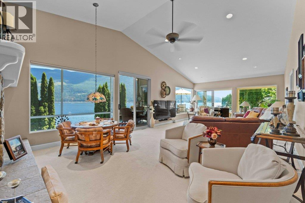 4842 Sunnybrae Canoe Point Road, Tappen, British Columbia  V0E 2X1 - Photo 16 - 10368782