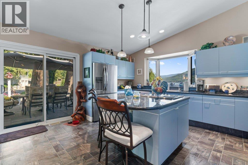 4842 Sunnybrae Canoe Point Road, Tappen, British Columbia  V0E 2X1 - Photo 27 - 10368782