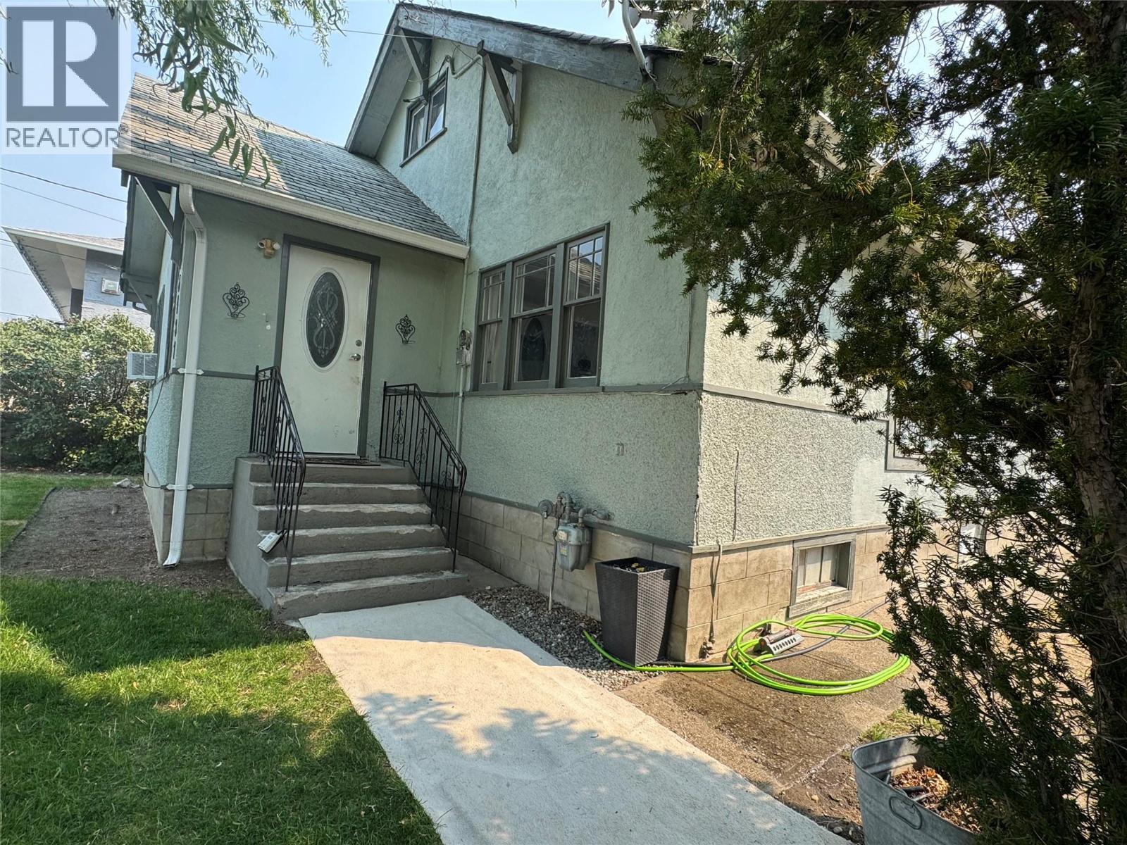 6487 Badger Street, Oliver, British Columbia  V0H 1T3 - Photo 16 - 10368781