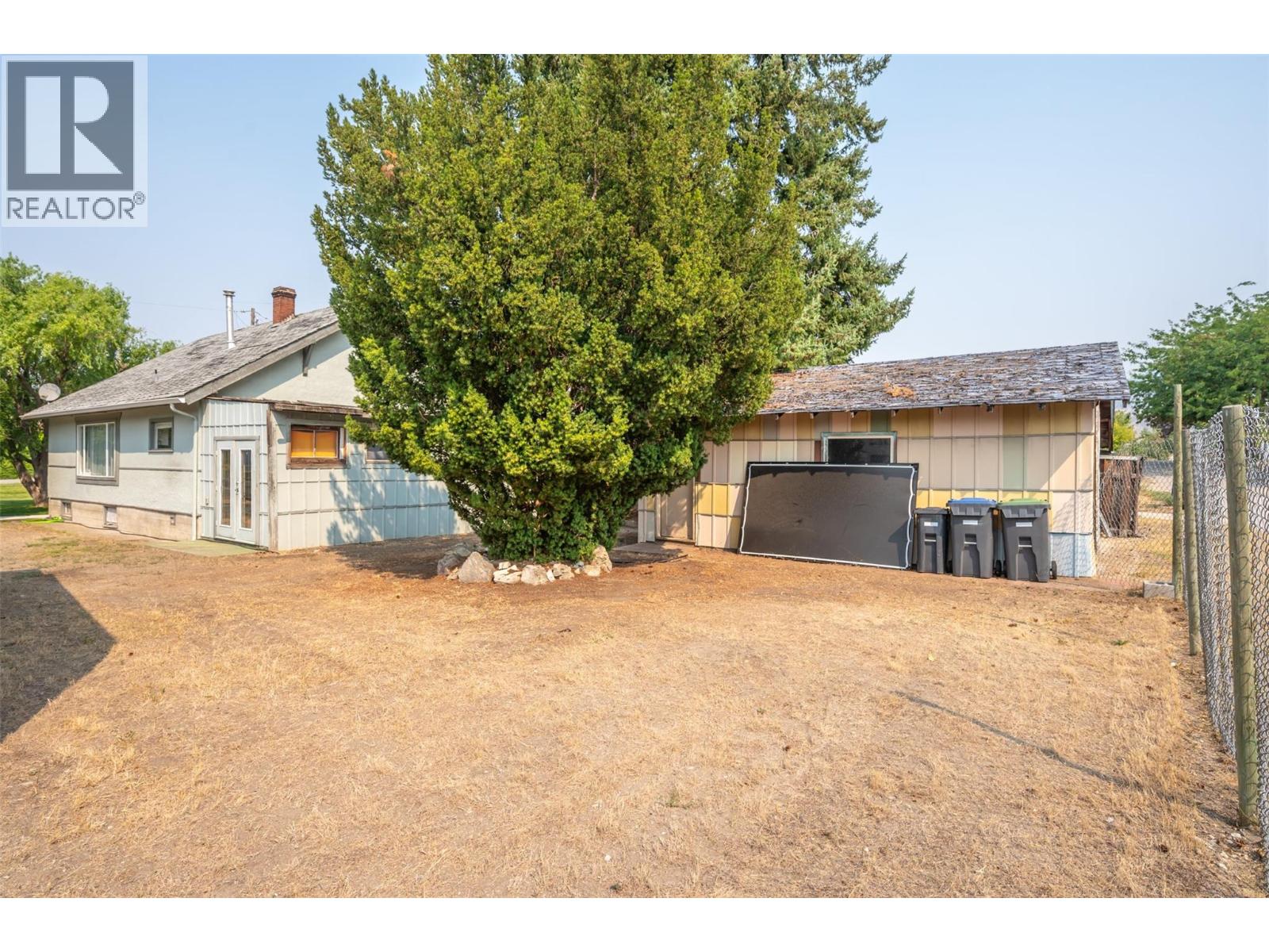 6487 Badger Street, Oliver, British Columbia  V0H 1T3 - Photo 27 - 10368781