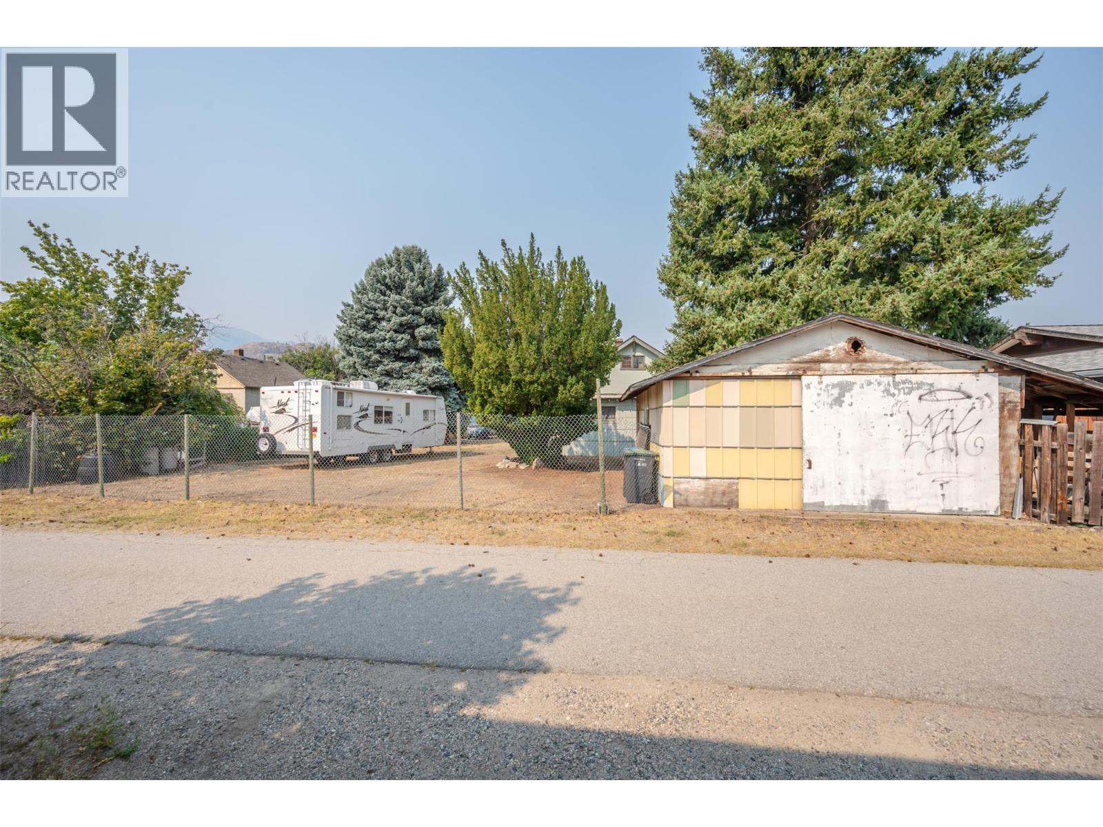 6487 Badger Street, Oliver, British Columbia  V0H 1T3 - Photo 29 - 10368781