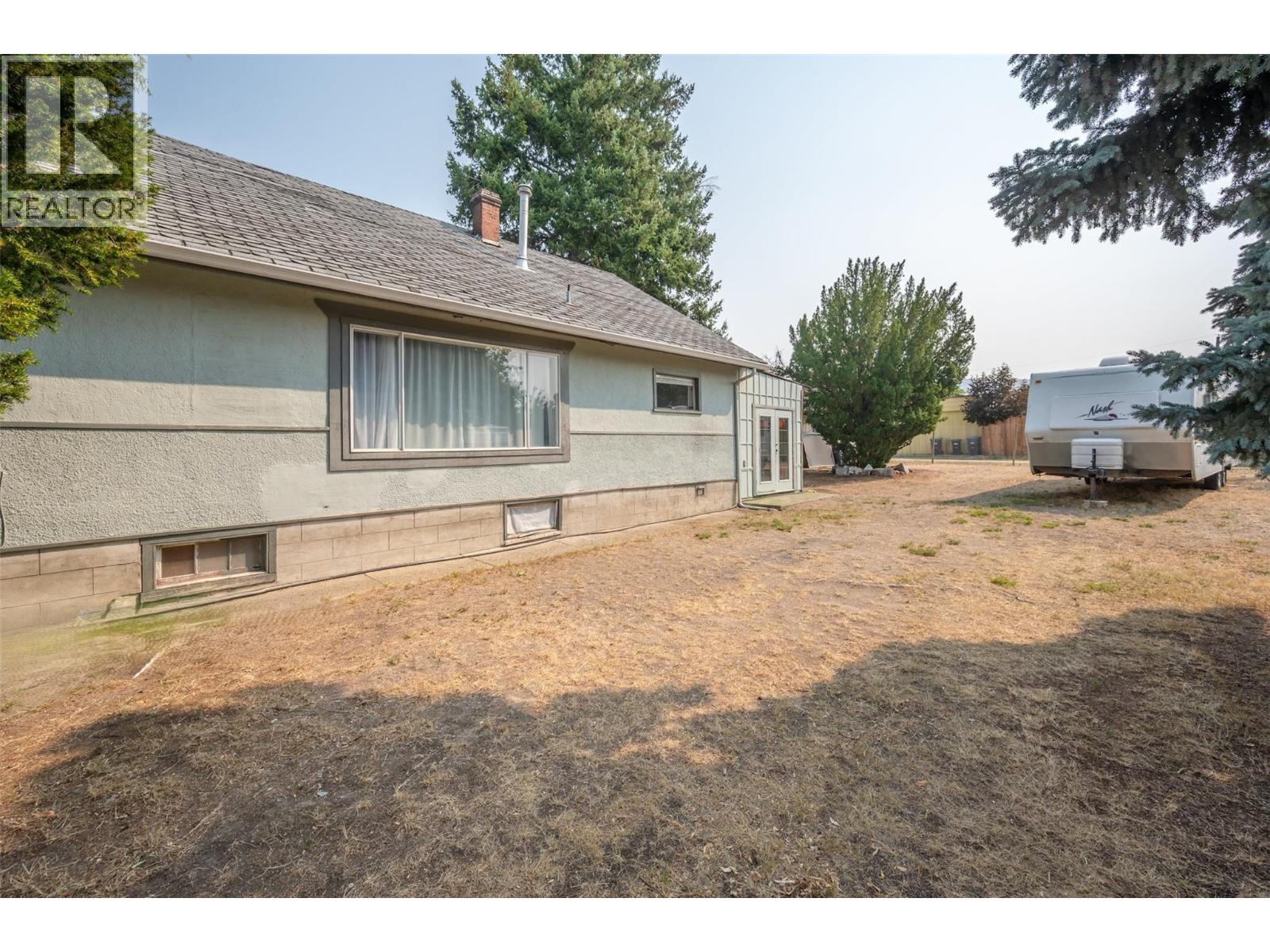6487 Badger Street, Oliver, British Columbia  V0H 1T3 - Photo 32 - 10368781