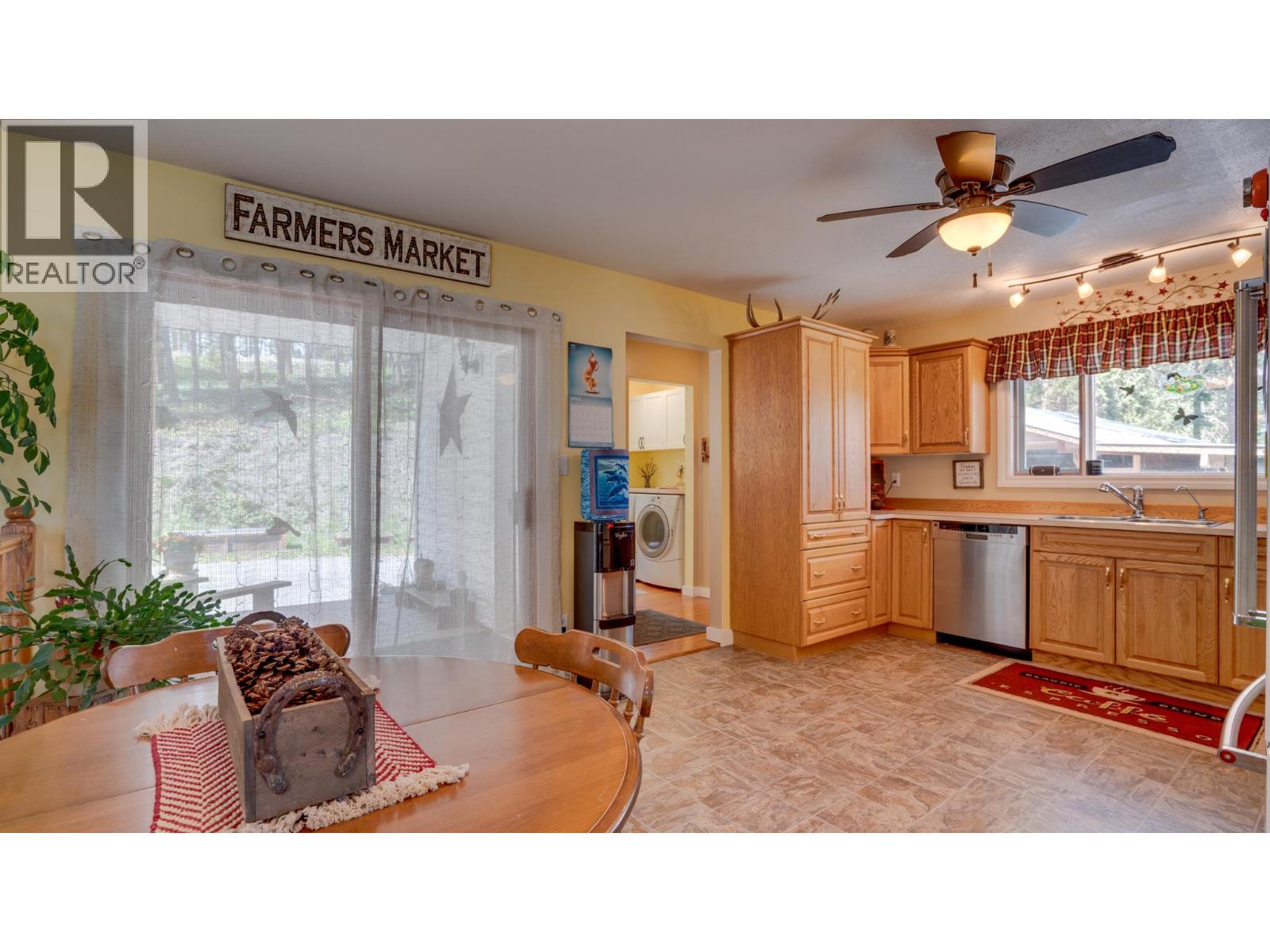 4851 Lansdowne Road, Spallumcheen, British Columbia  V4Y 0V1 - Photo 12 - 10368830