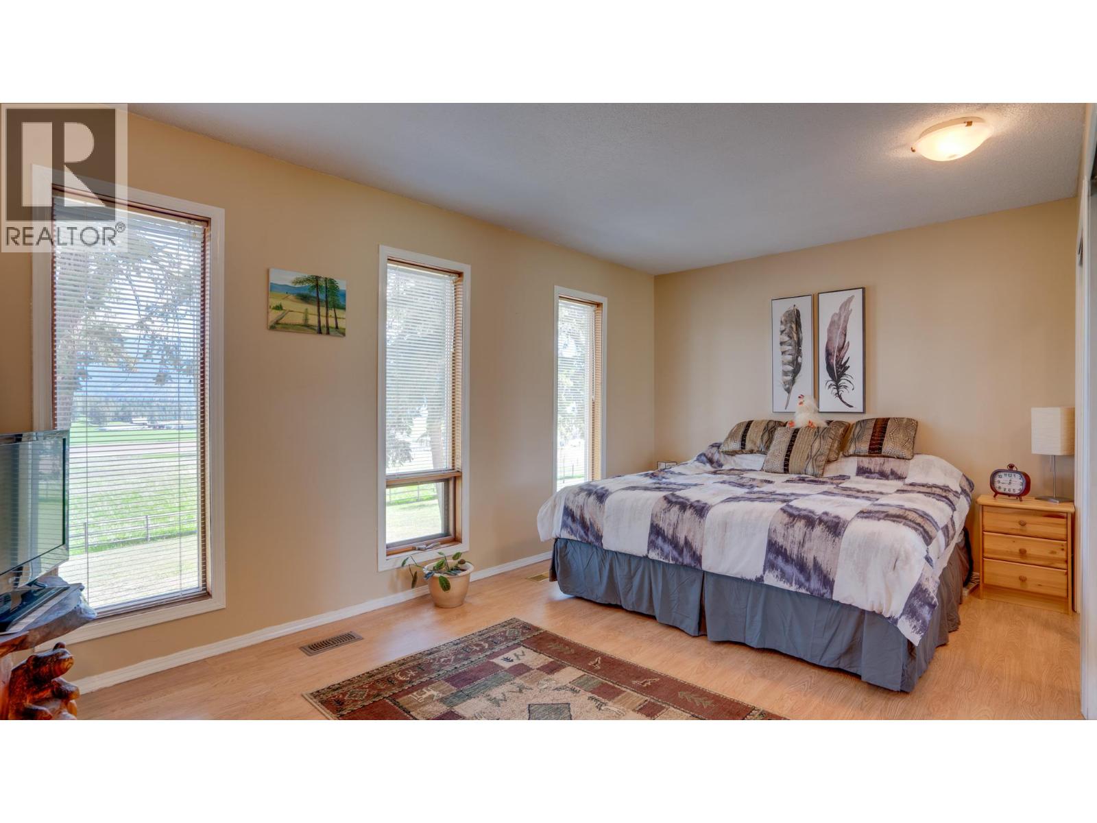 4851 Lansdowne Road, Spallumcheen, British Columbia  V4Y 0V1 - Photo 26 - 10368830