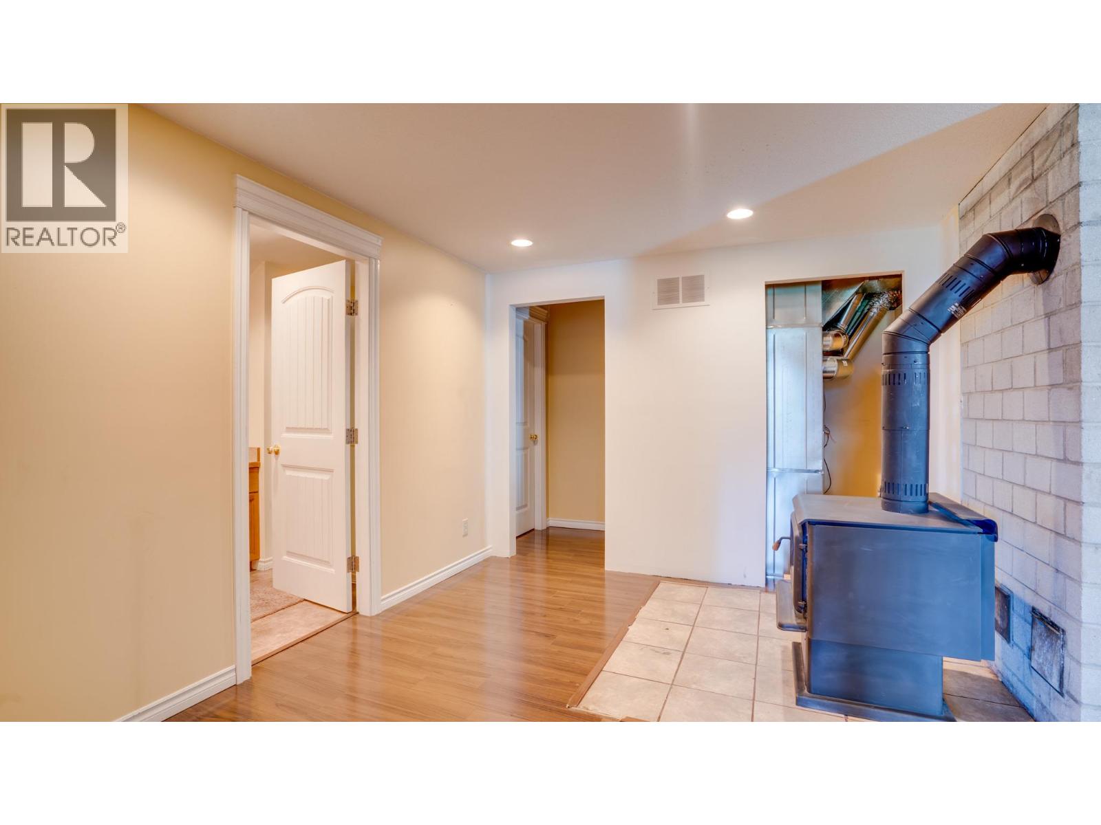 4851 Lansdowne Road, Spallumcheen, British Columbia  V4Y 0V1 - Photo 35 - 10368830