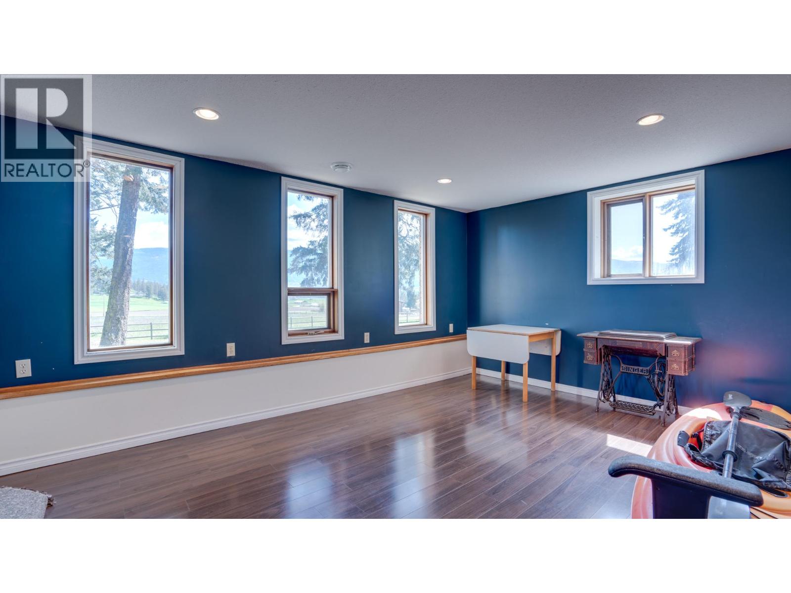 4851 Lansdowne Road, Spallumcheen, British Columbia  V4Y 0V1 - Photo 36 - 10368830