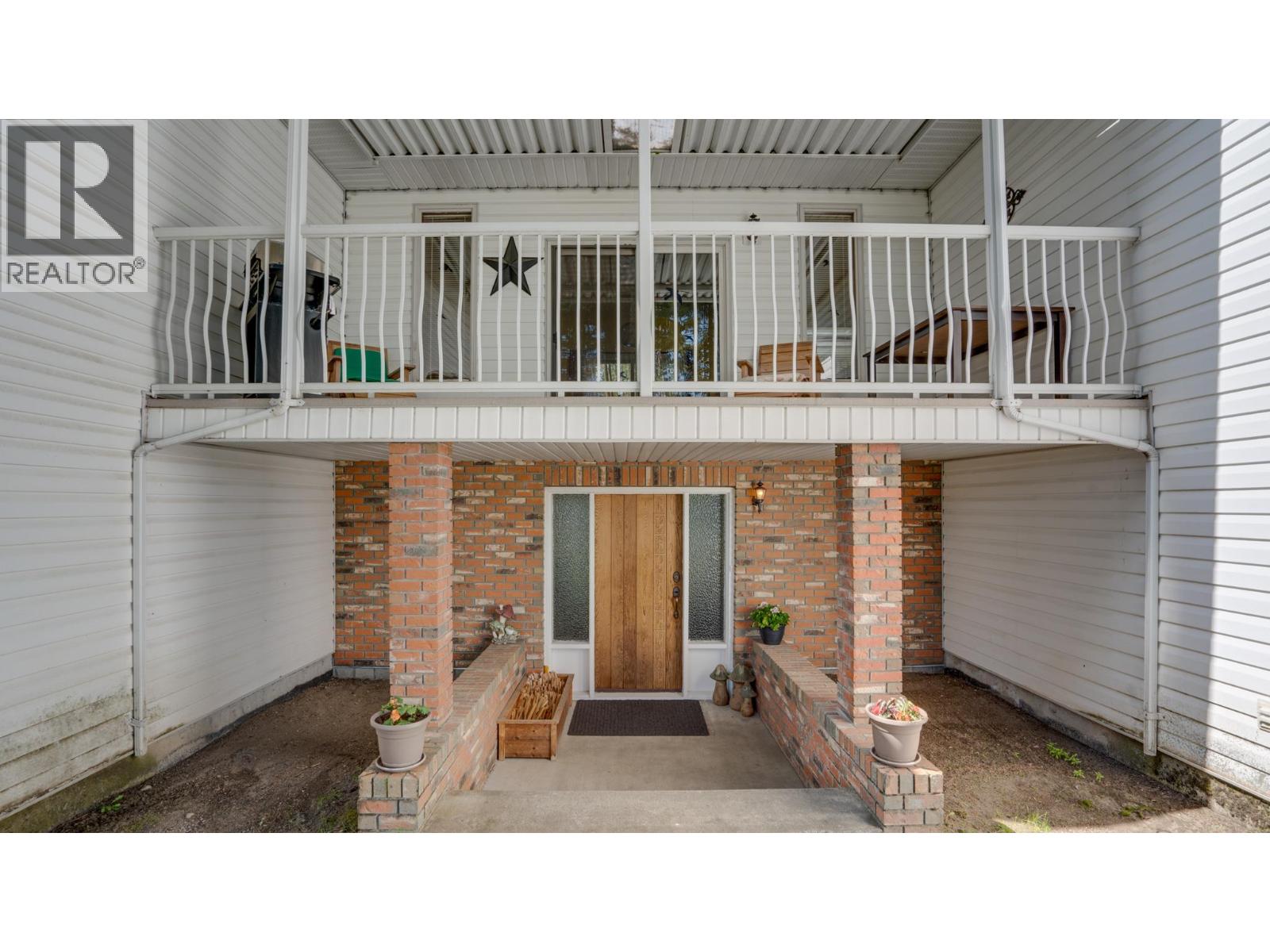 4851 Lansdowne Road, Spallumcheen, British Columbia  V4Y 0V1 - Photo 4 - 10368830