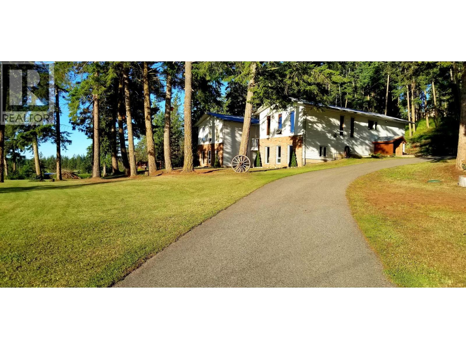 4851 Lansdowne Road, Spallumcheen, British Columbia  V4Y 0V1 - Photo 6 - 10368830