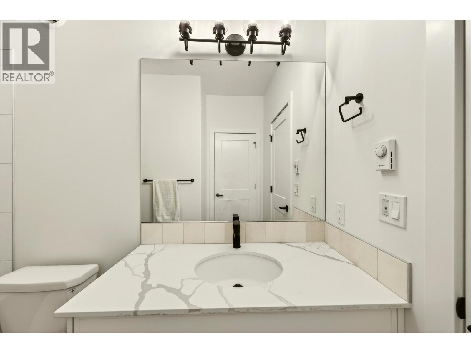 1444 Granite Drive Unit# 3, Golden, British Columbia  V0A 1H0 - Photo 44 - 10368813