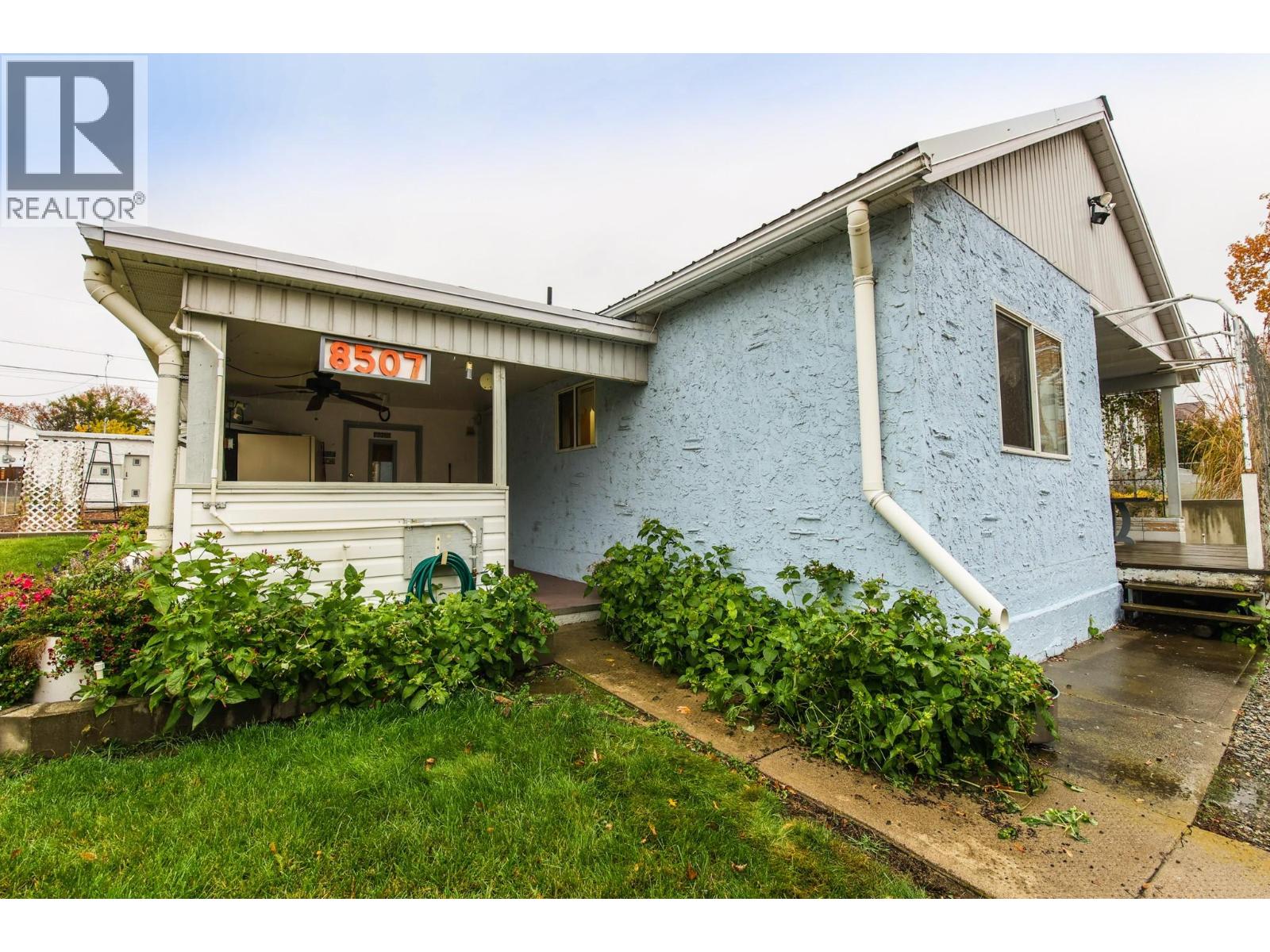 8507 72 Nd Avenue, Osoyoos, British Columbia  V0H 1V0 - Photo 2 - 10368740