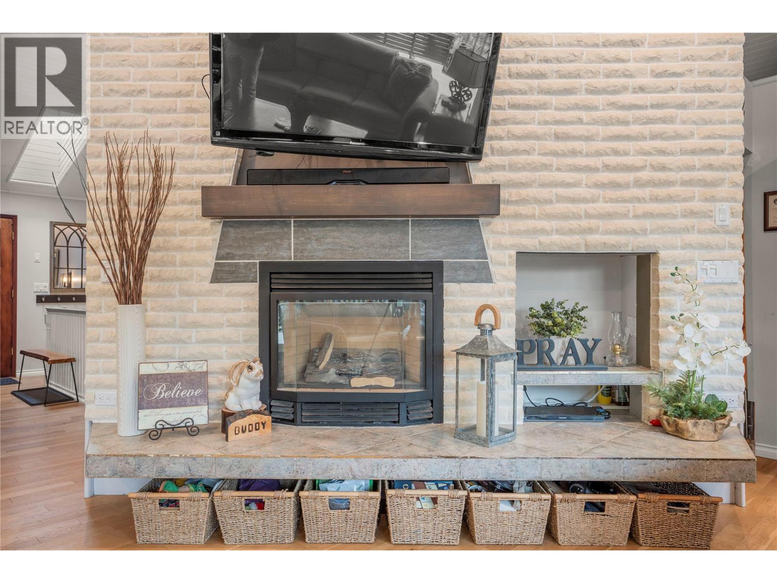 5615 East Vernon Road, Vernon, British Columbia  V1B 3K1 - Photo 29 - 10367649