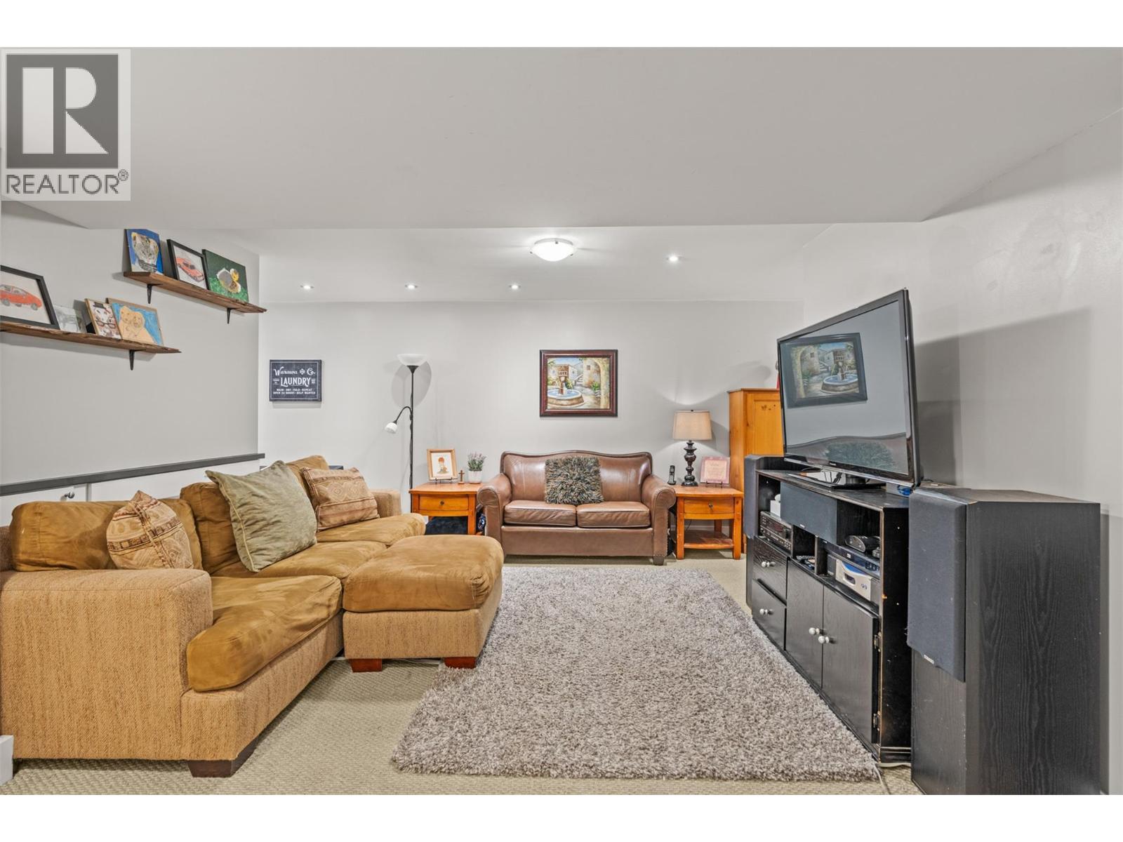 5615 East Vernon Road, Vernon, British Columbia  V1B 3K1 - Photo 47 - 10367649