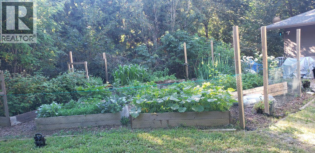 5615 East Vernon Road, Vernon, British Columbia  V1B 3K1 - Photo 89 - 10367649