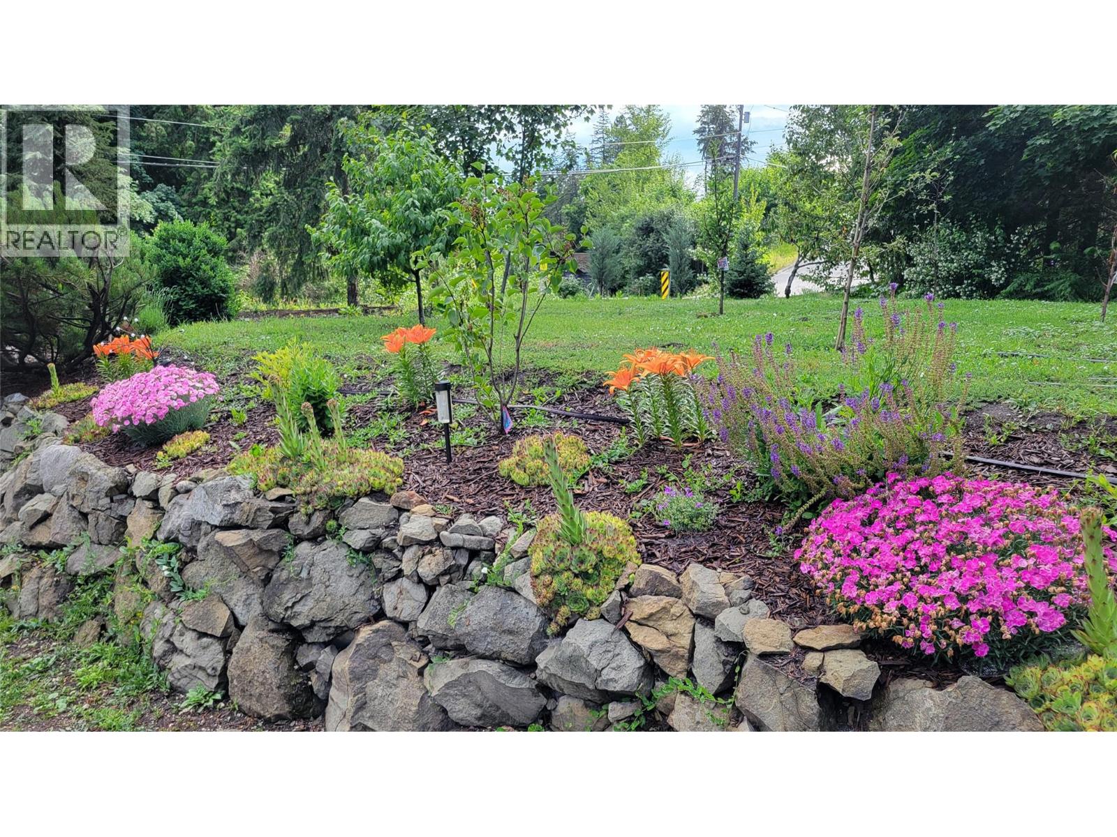 5615 East Vernon Road, Vernon, British Columbia  V1B 3K1 - Photo 90 - 10367649