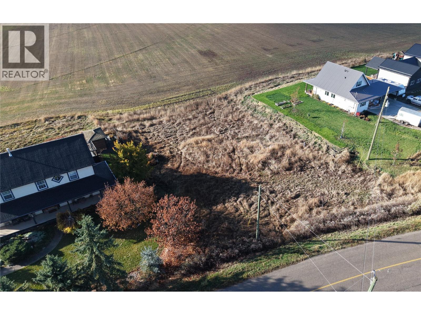 4575 Lansdowne Road, spallumcheen, British Columbia