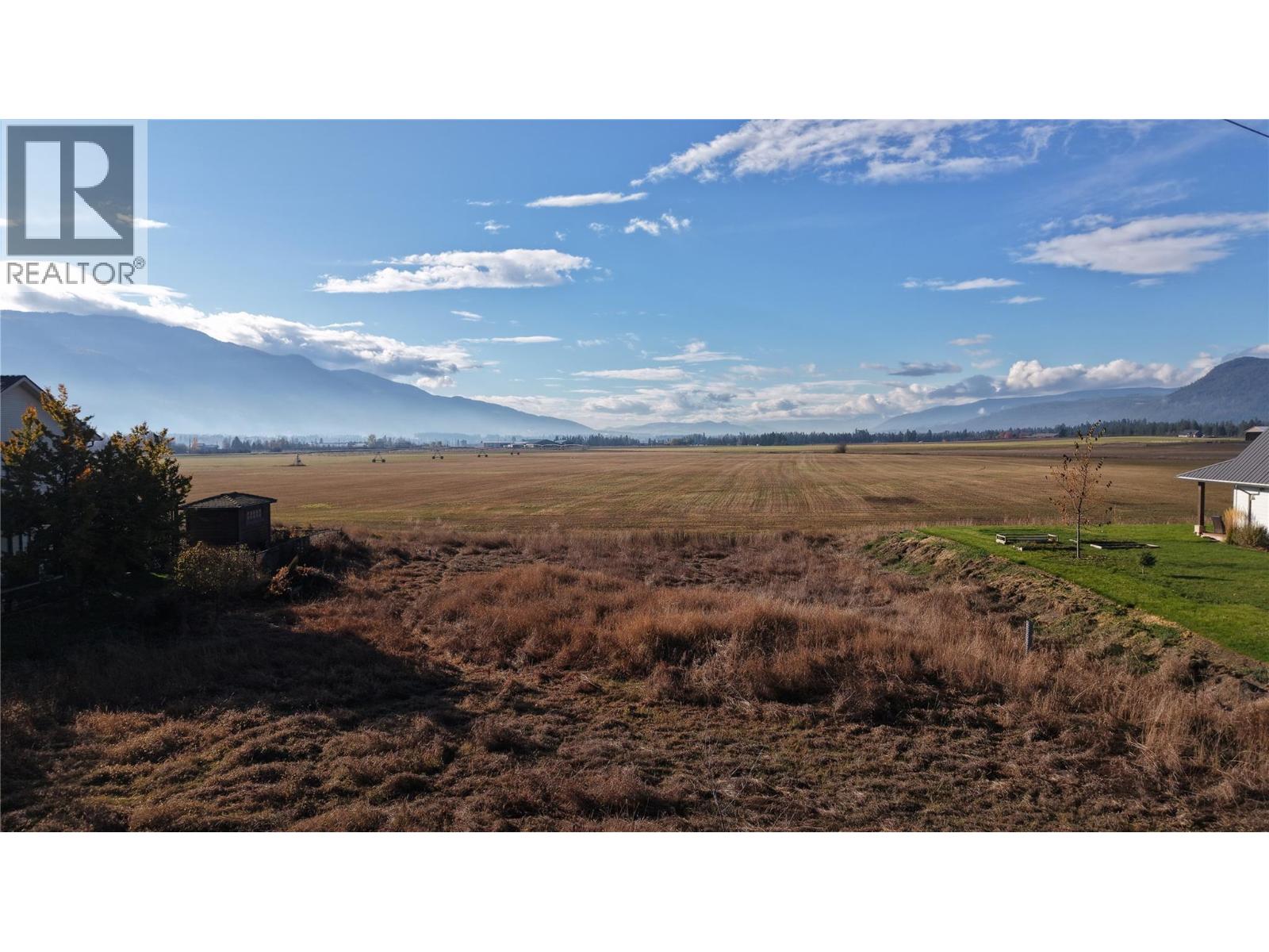 4575 Lansdowne Road, Spallumcheen, British Columbia  V4Y 0V4 - Photo 5 - 10368801