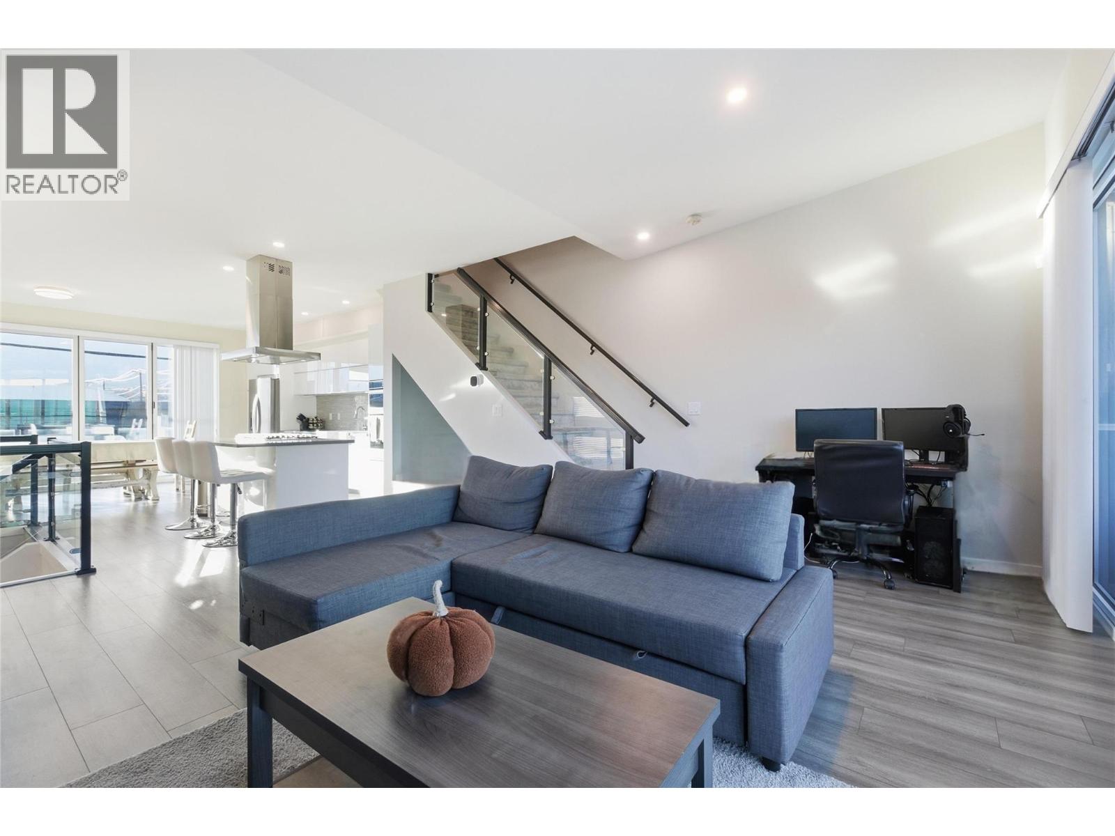 5995 Oliver Landing Crescent Unit# 4, Oliver, British Columbia  V0H 1T9 - Photo 3 - 10367594